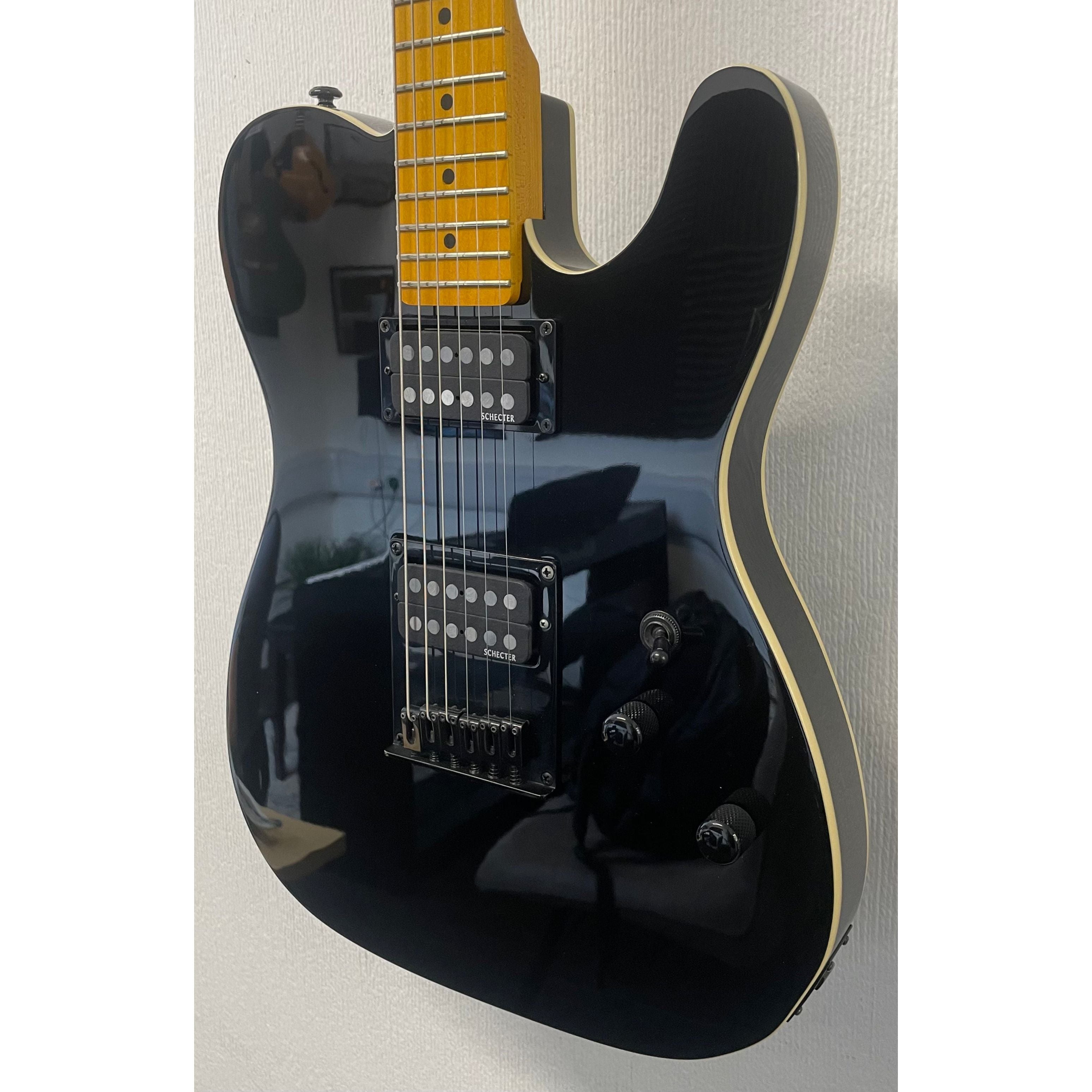 Schecter Diamond Series PT-MM Electric Guitar in Gloss Black with Hardcase Pre-Owned