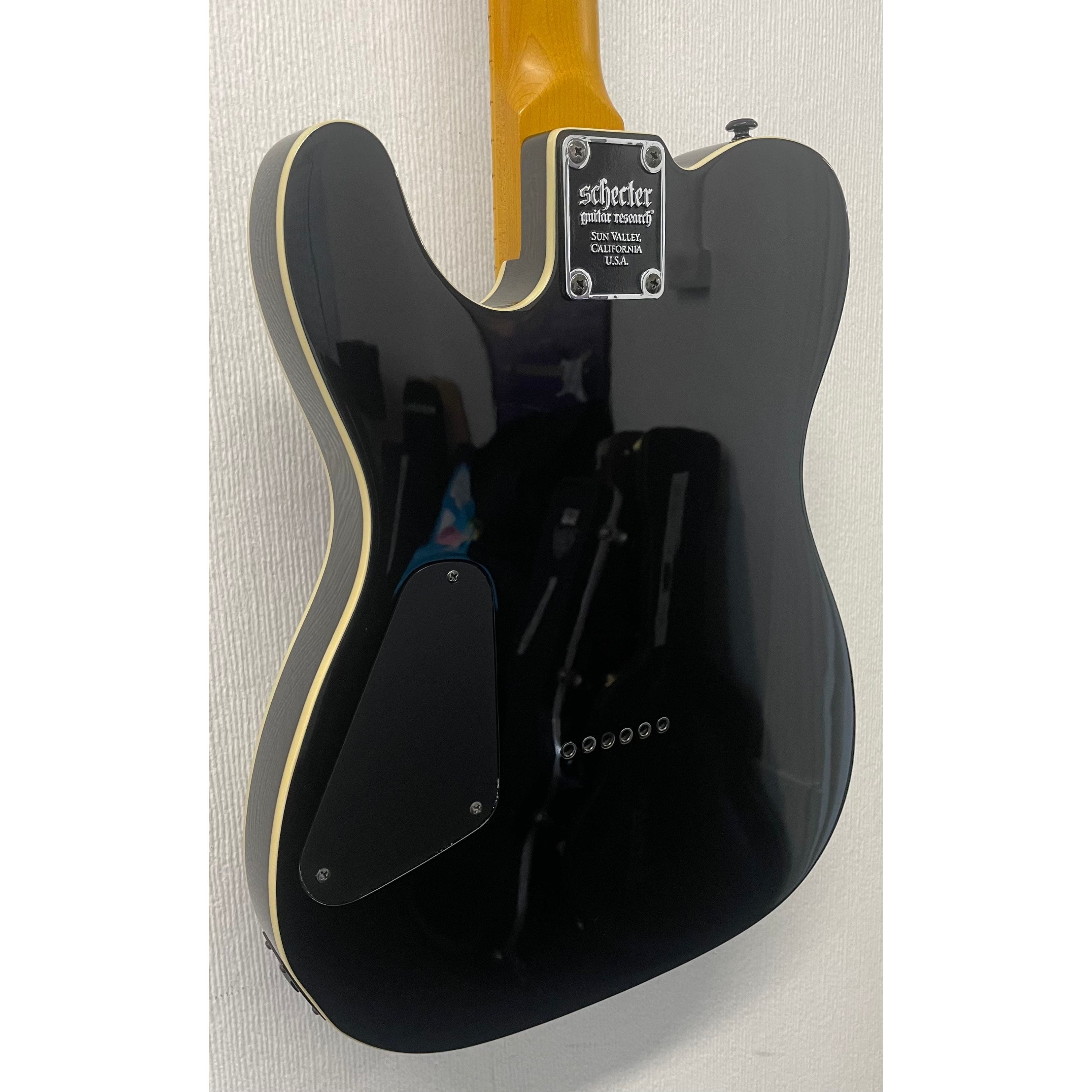 Schecter Diamond Series PT-MM Electric Guitar in Gloss Black with Hardcase Pre-Owned