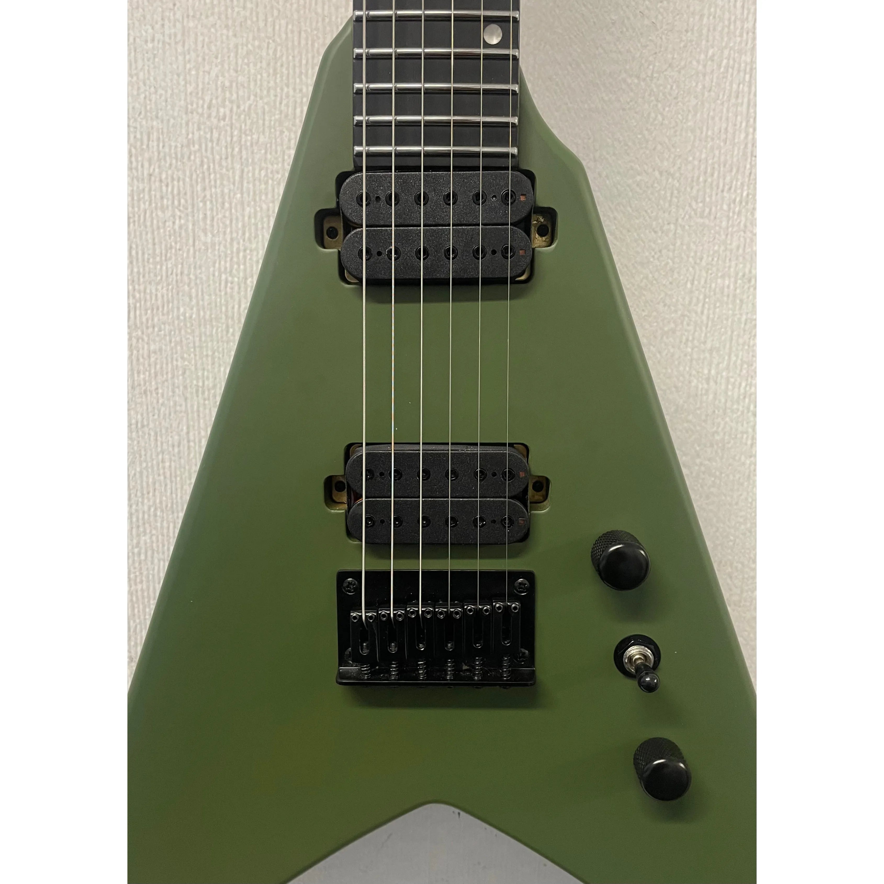 Spira Guitars Flying V Electric Guitar V-400 MGR Satin Dark Green Pre-Owned