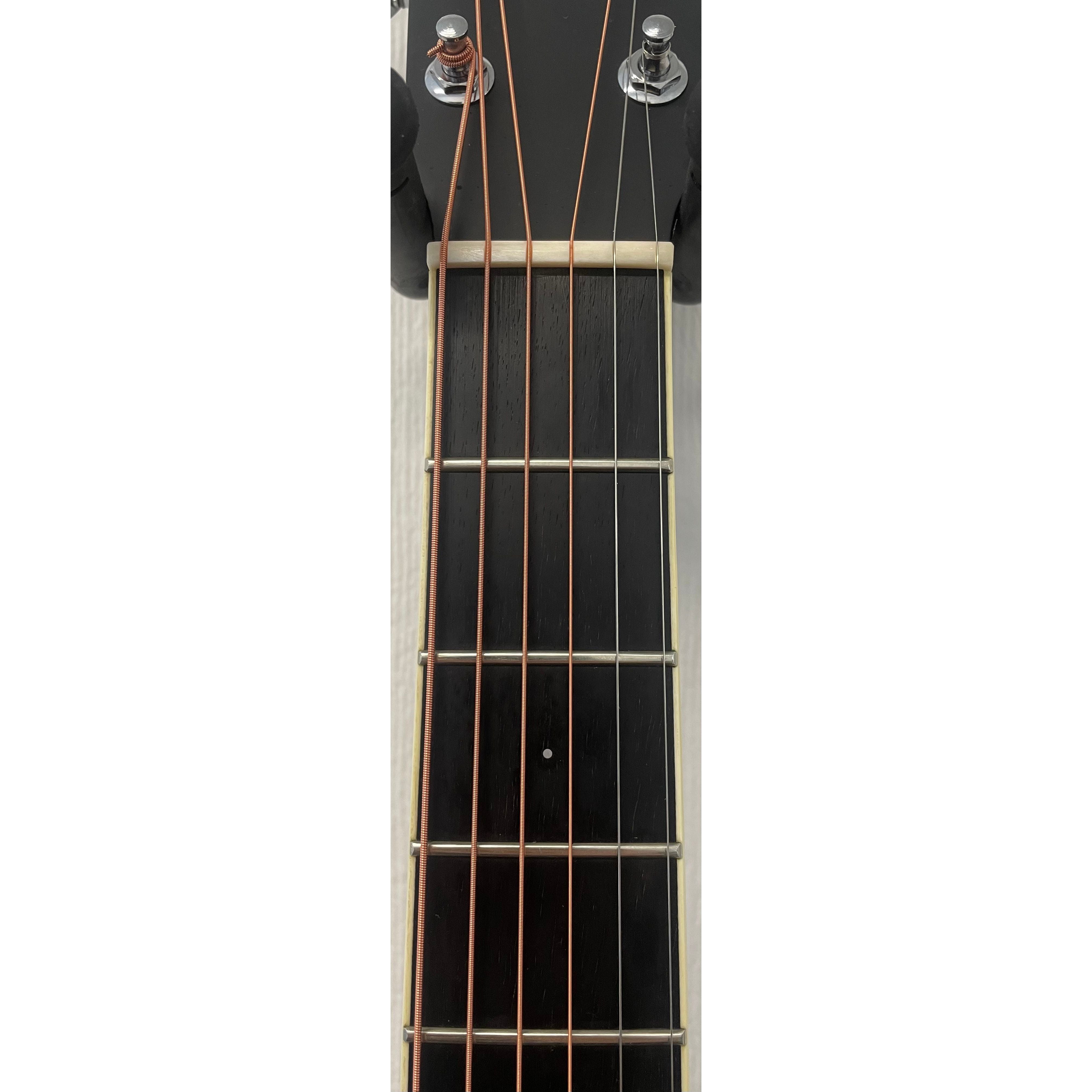 L'Arrivee LV03RE Grand Auditorium Electro Acoustic Guitar with Hardcase Pre-Owned