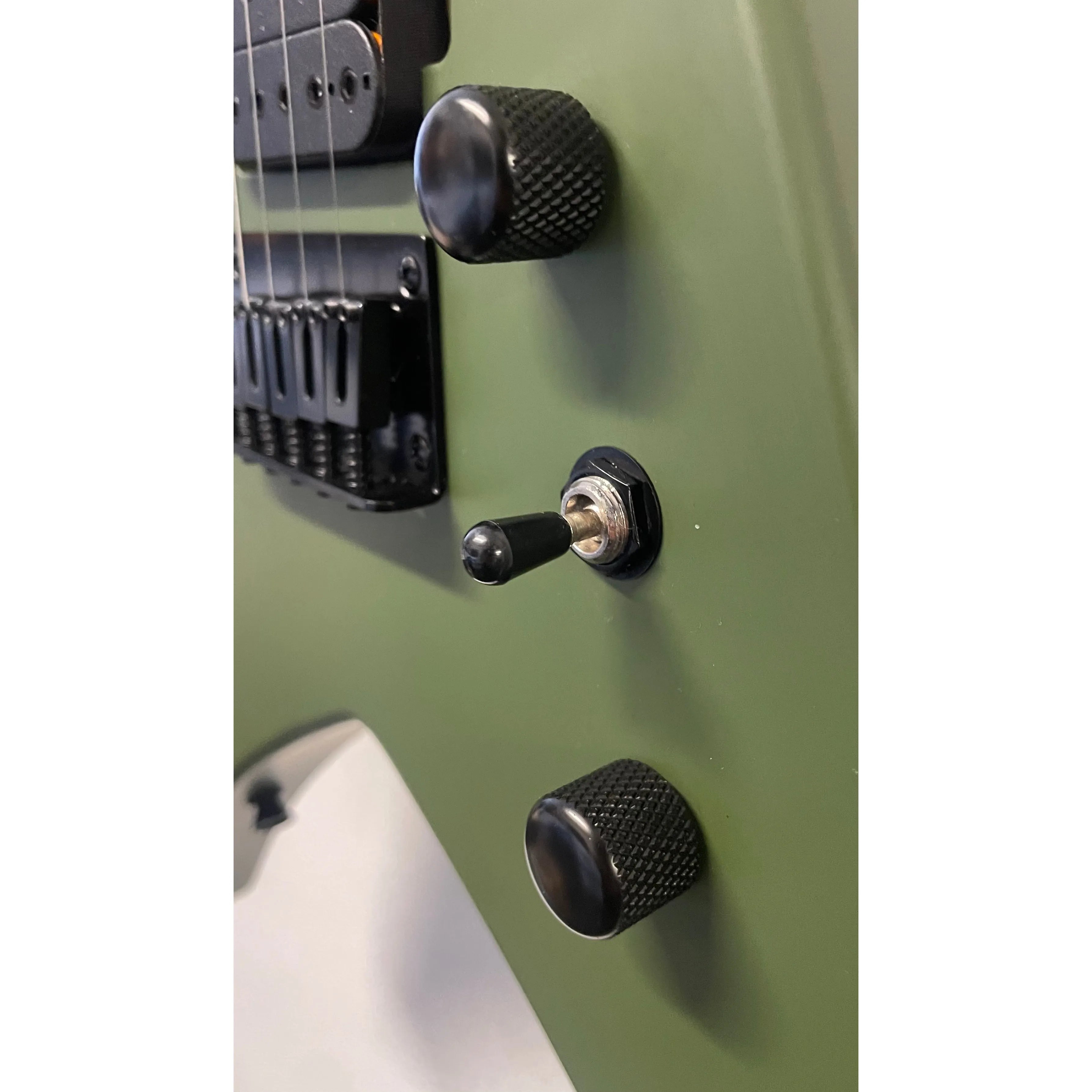 Spira Guitars Flying V Electric Guitar V-400 MGR Satin Dark Green Pre-Owned