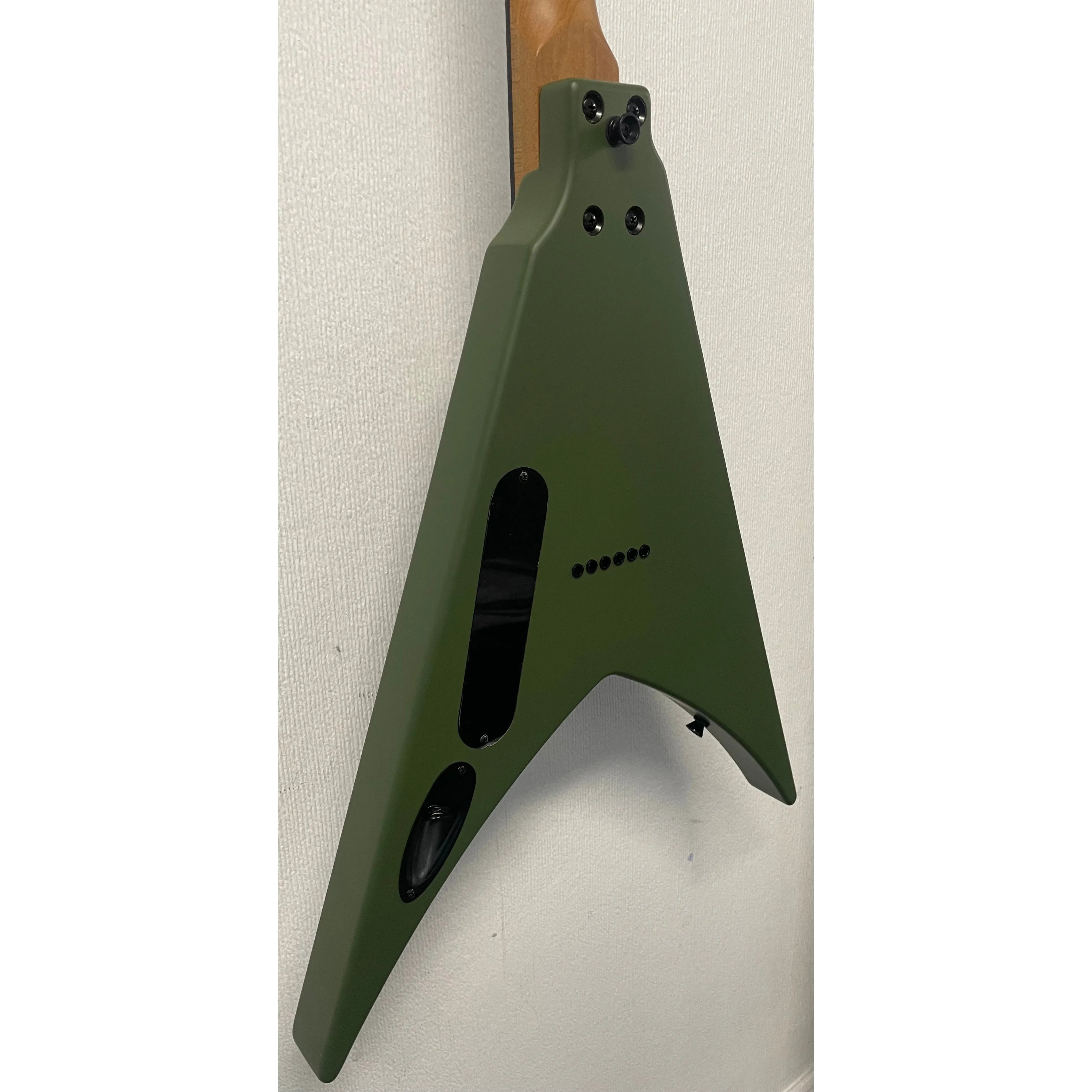 Spira Guitars Flying V Electric Guitar V-400 MGR Satin Dark Green Pre-Owned