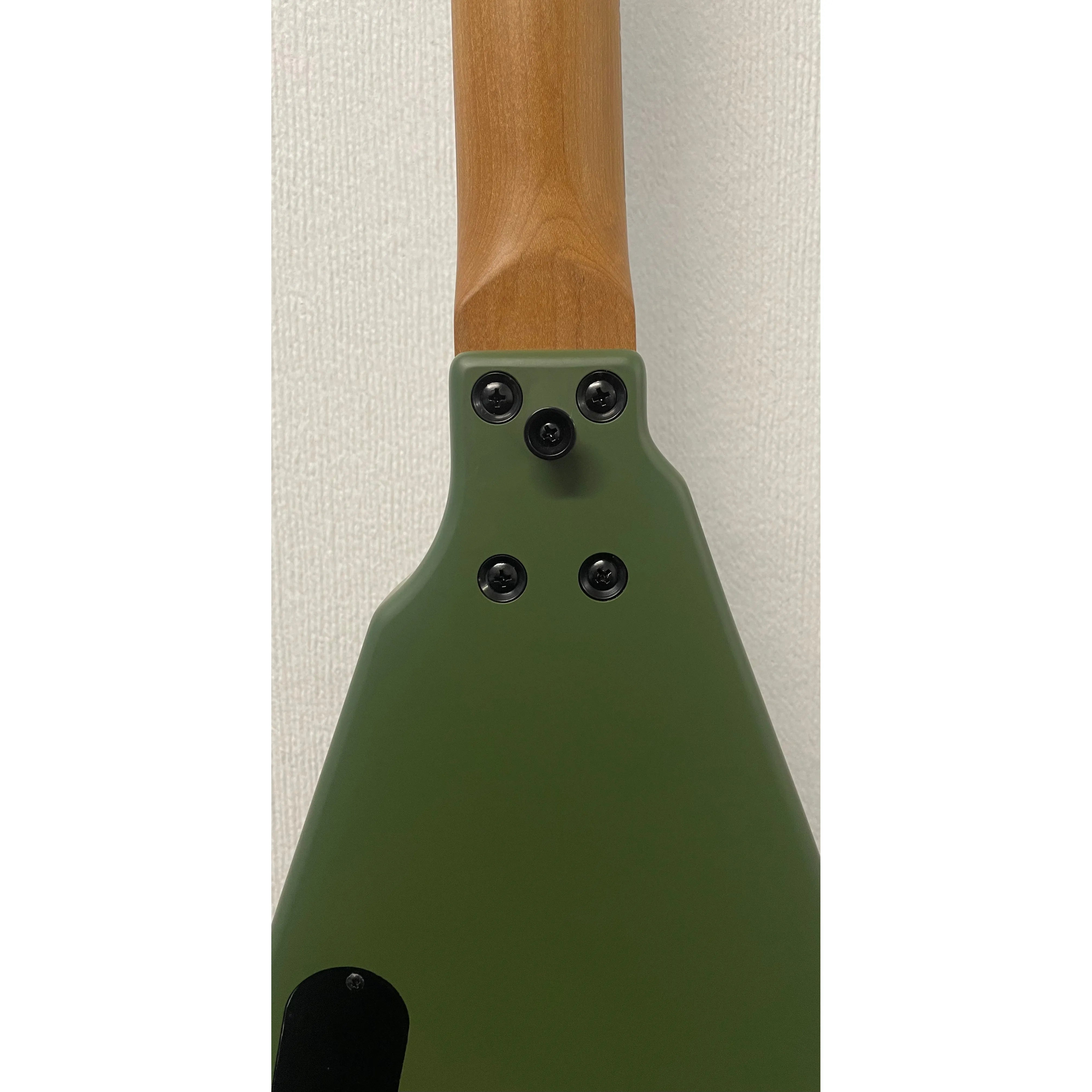 Spira Guitars Flying V Electric Guitar V-400 MGR Satin Dark Green Pre-Owned