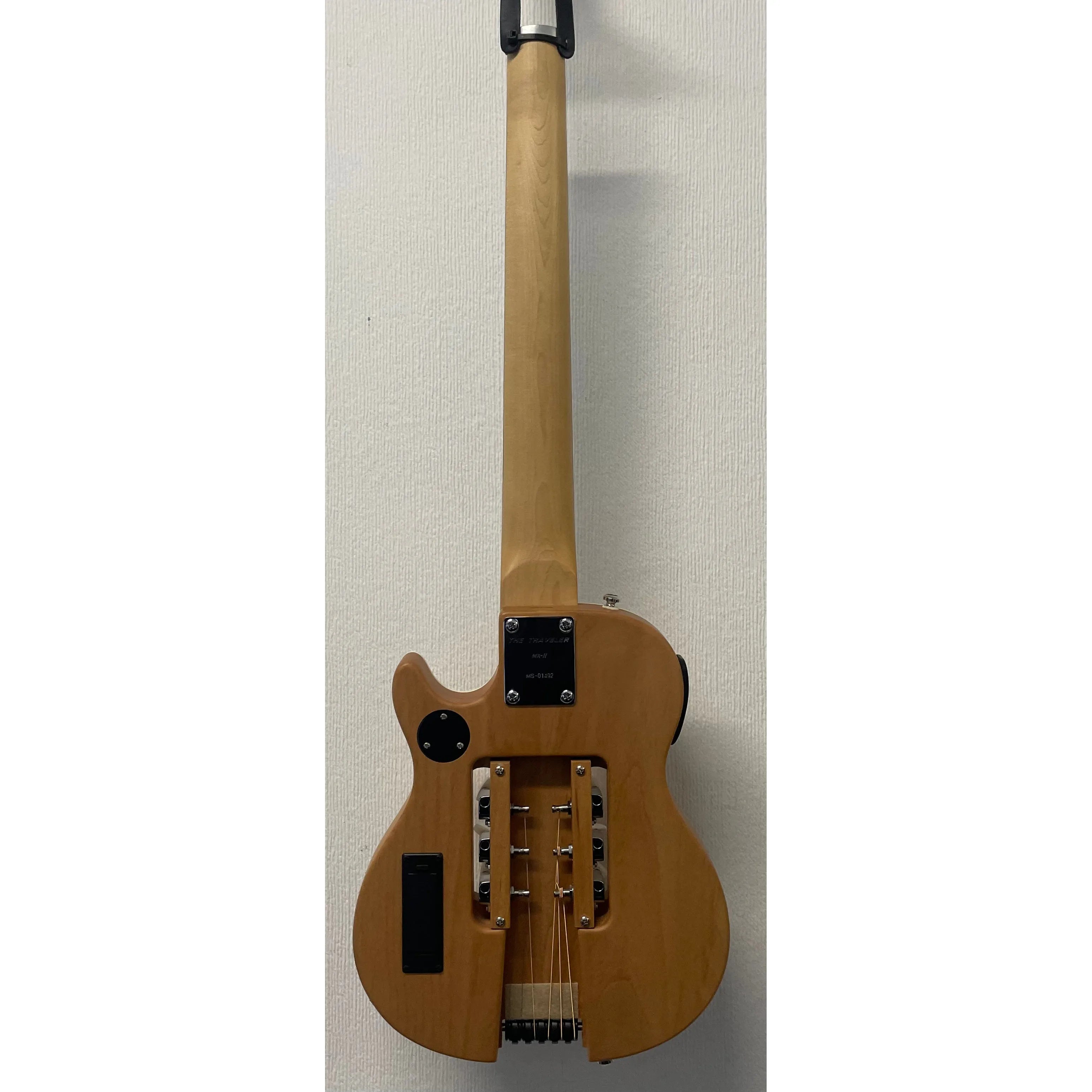 Traveller Guitar Escape Mark II Spruce with Original Gigbag Pre-Owned