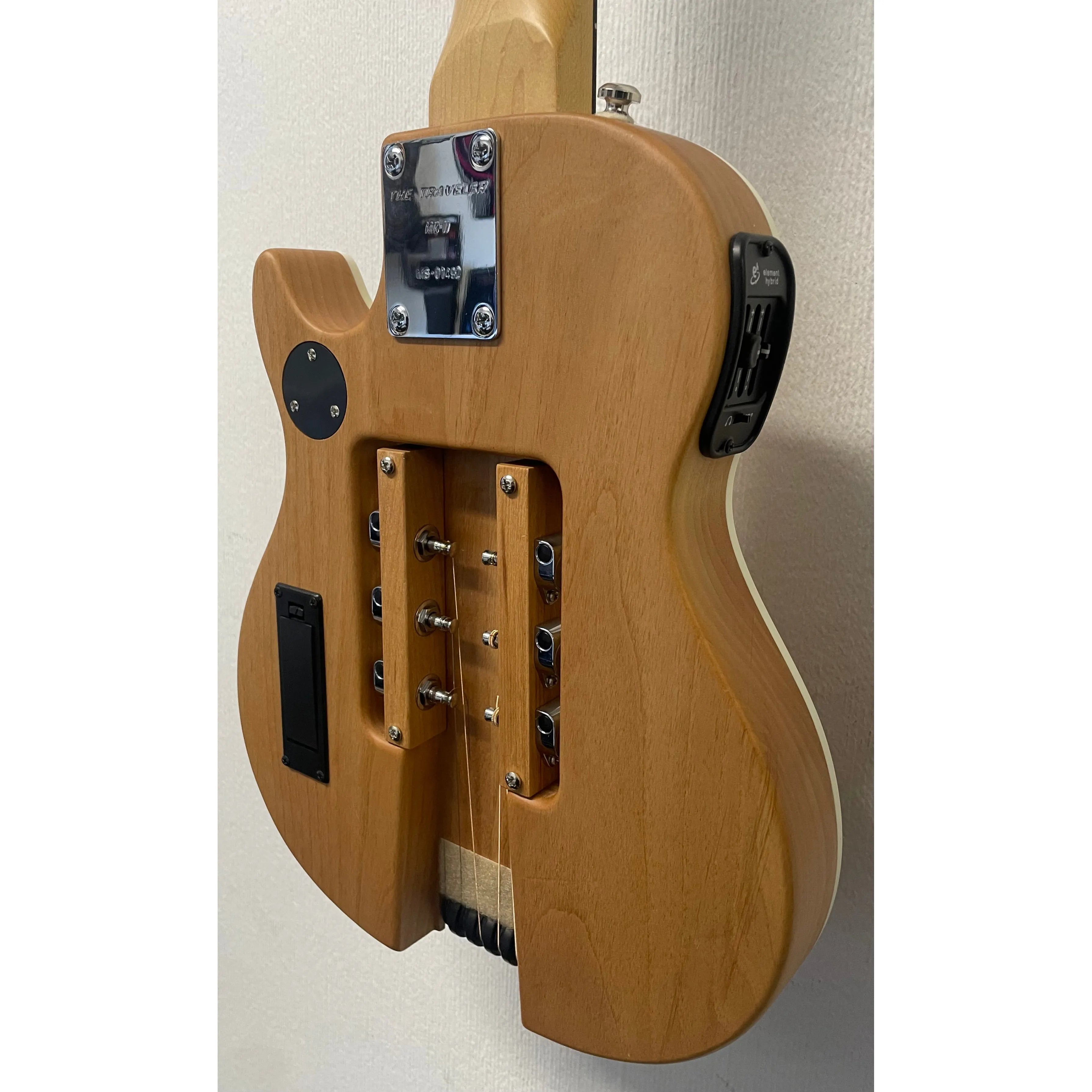 Traveller Guitar Escape Mark II Spruce with Original Gigbag Pre-Owned