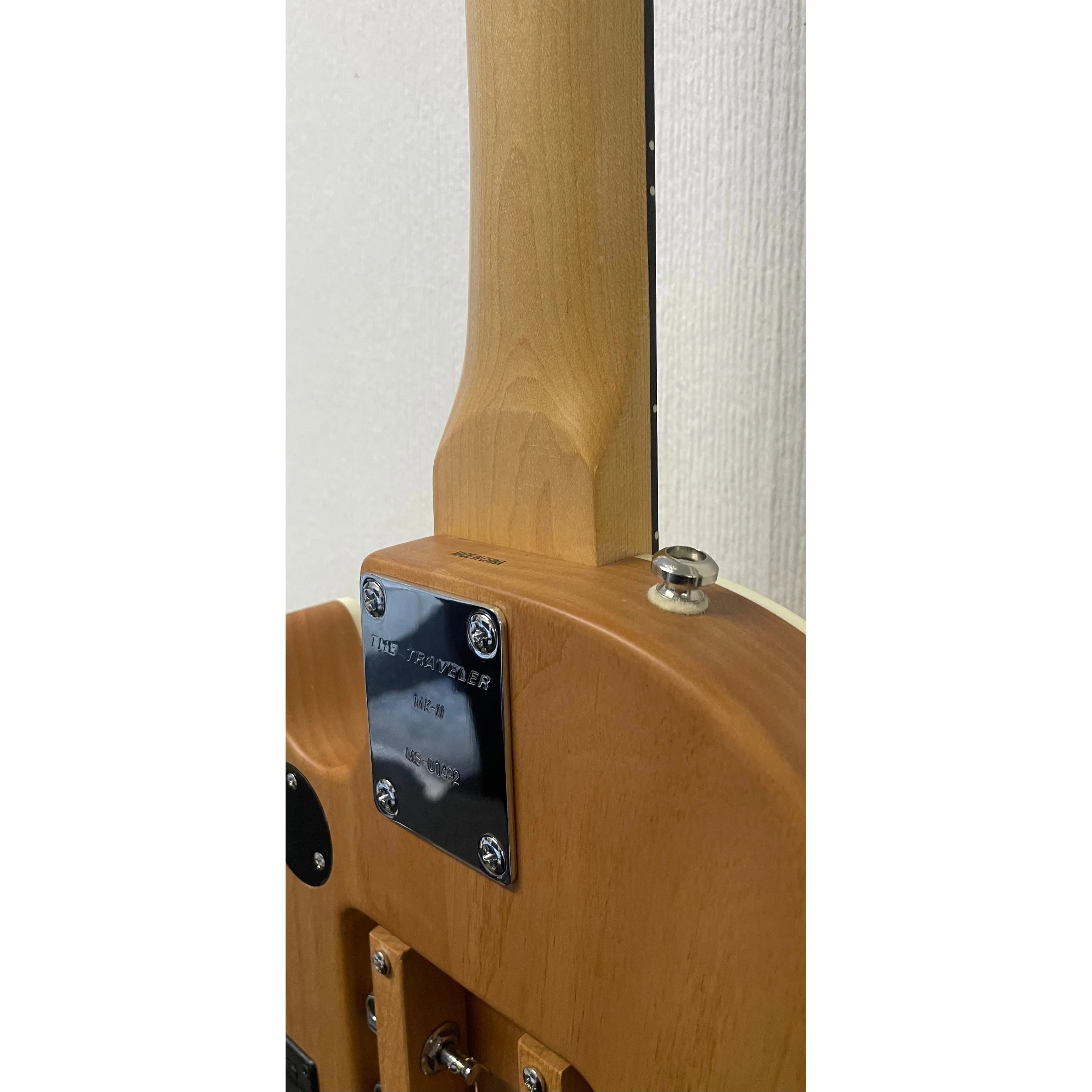 Traveller Guitar Escape Mark II Spruce with Original Gigbag Pre-Owned