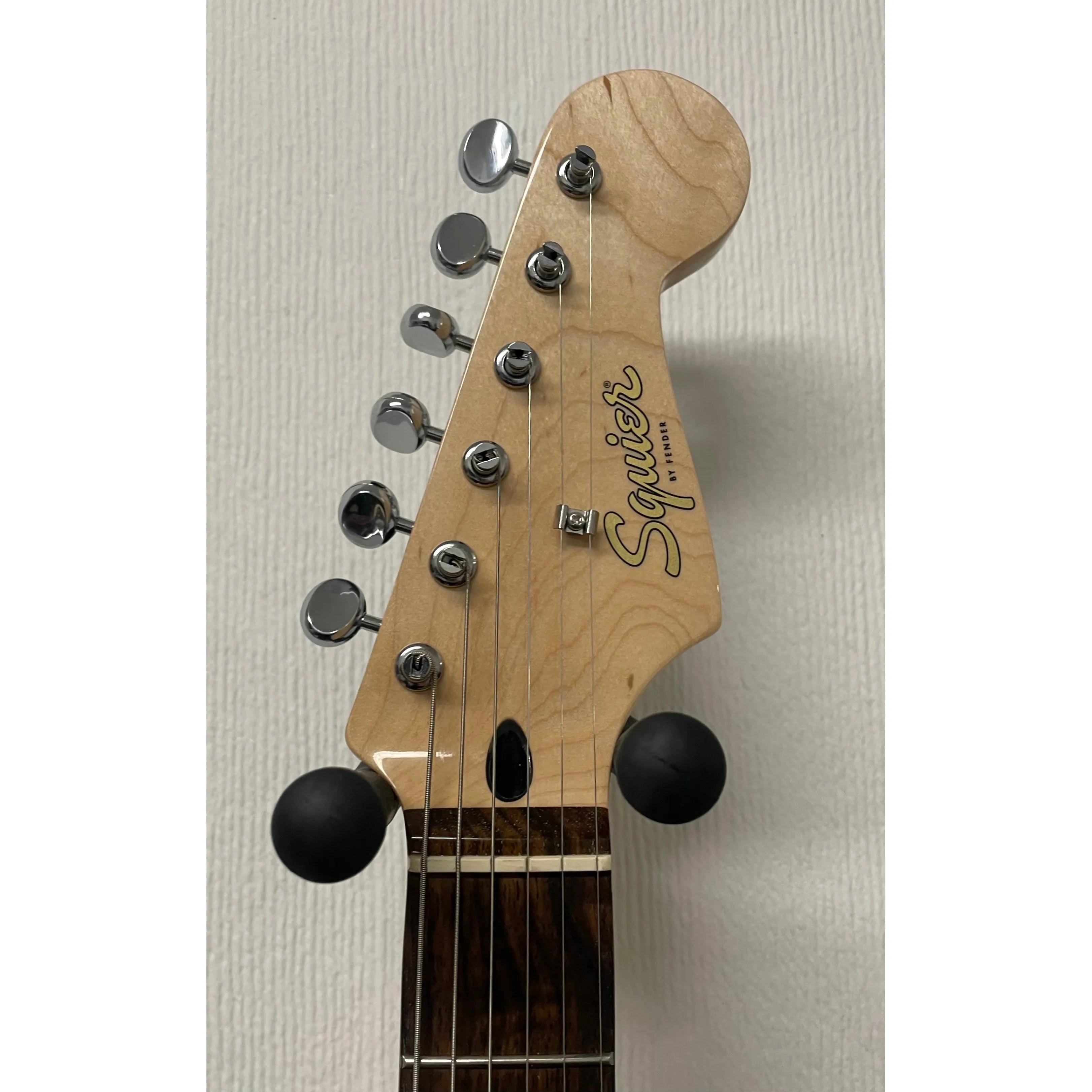 Squier Paranormal Custom Nashville Stratocaster in Chocolate Sunburst Pre-Owned