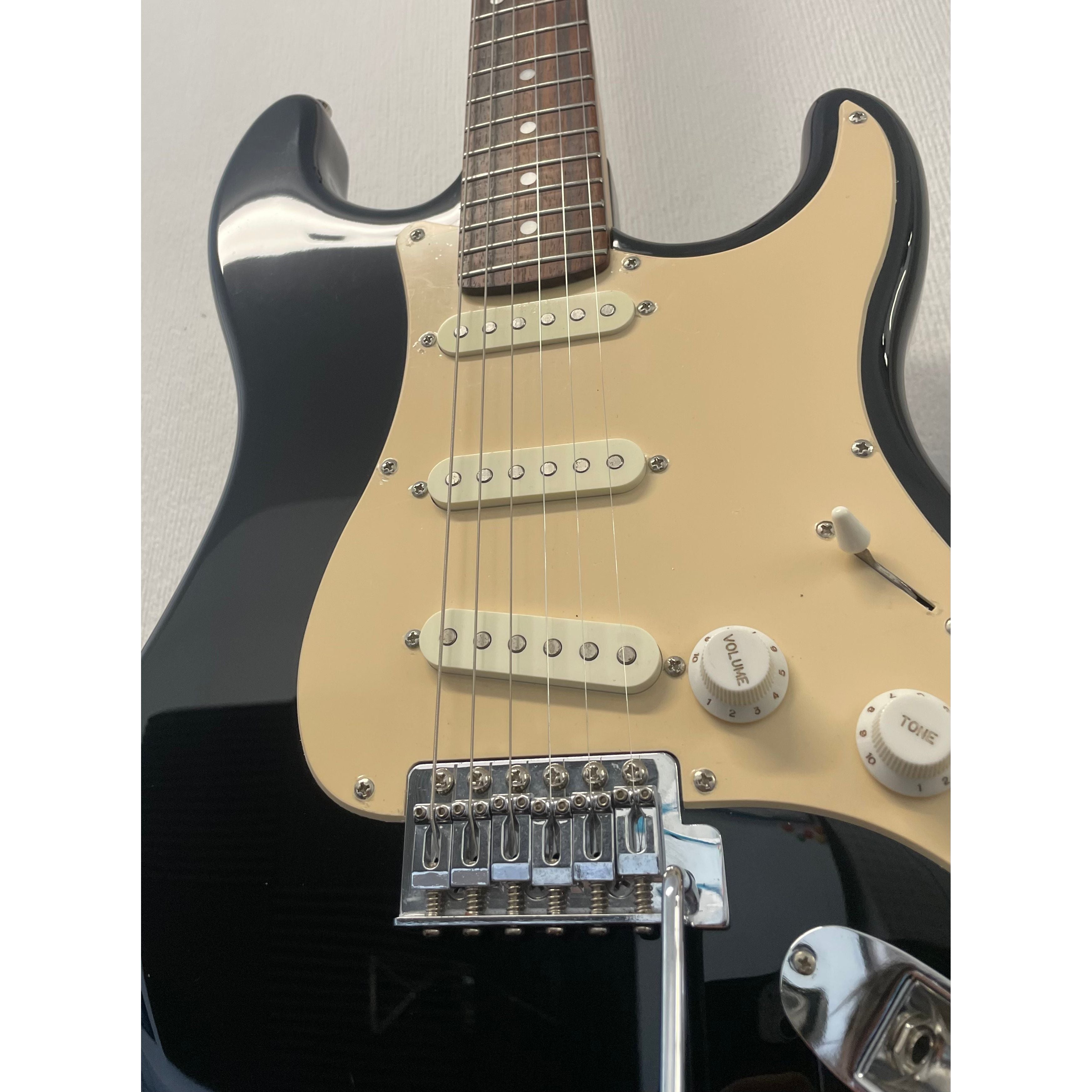 Squier By Fender Stratocaster 1990's in Gloss Black with Gigbag Pre-Owned