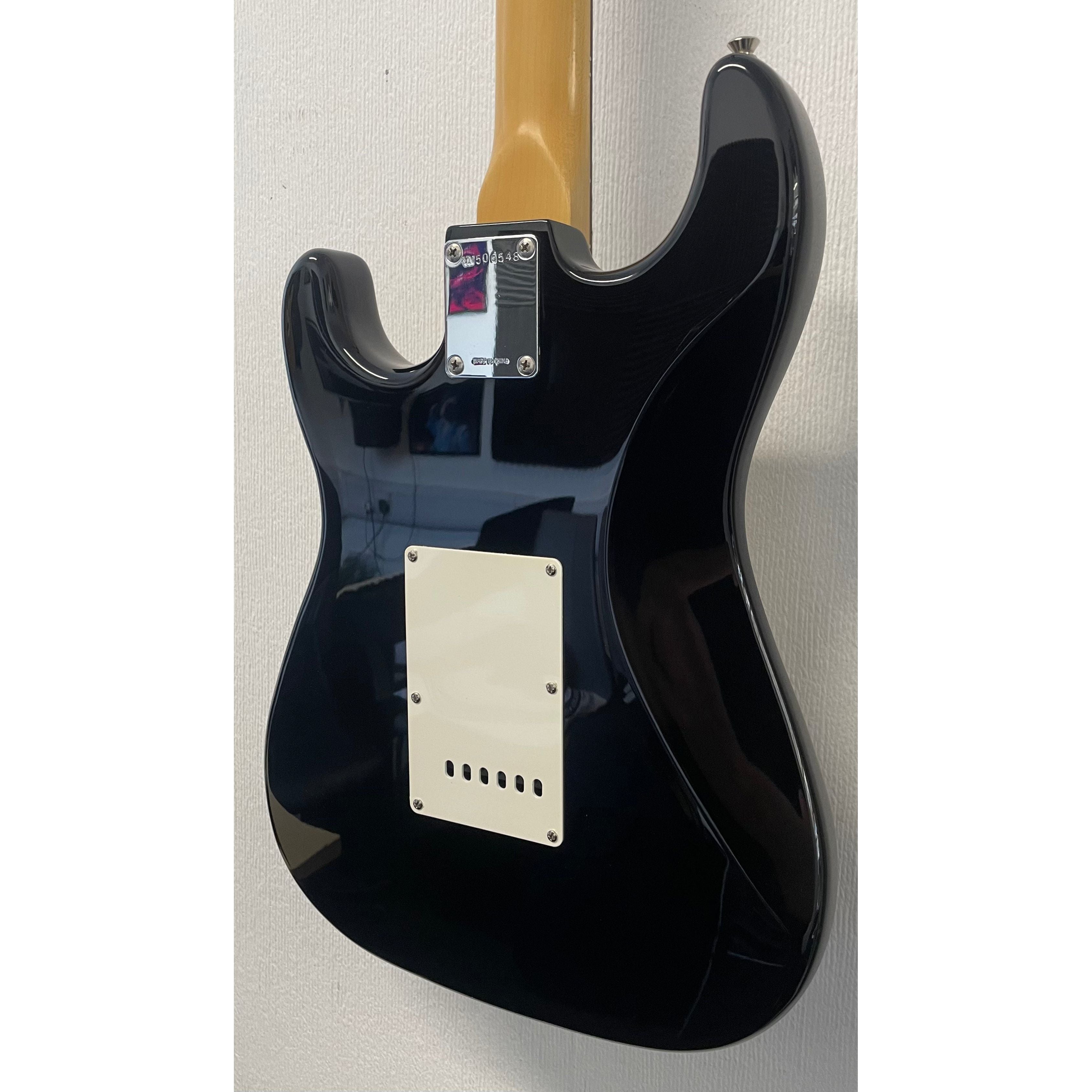 Squier By Fender Stratocaster 1990's in Gloss Black with Gigbag Pre-Owned