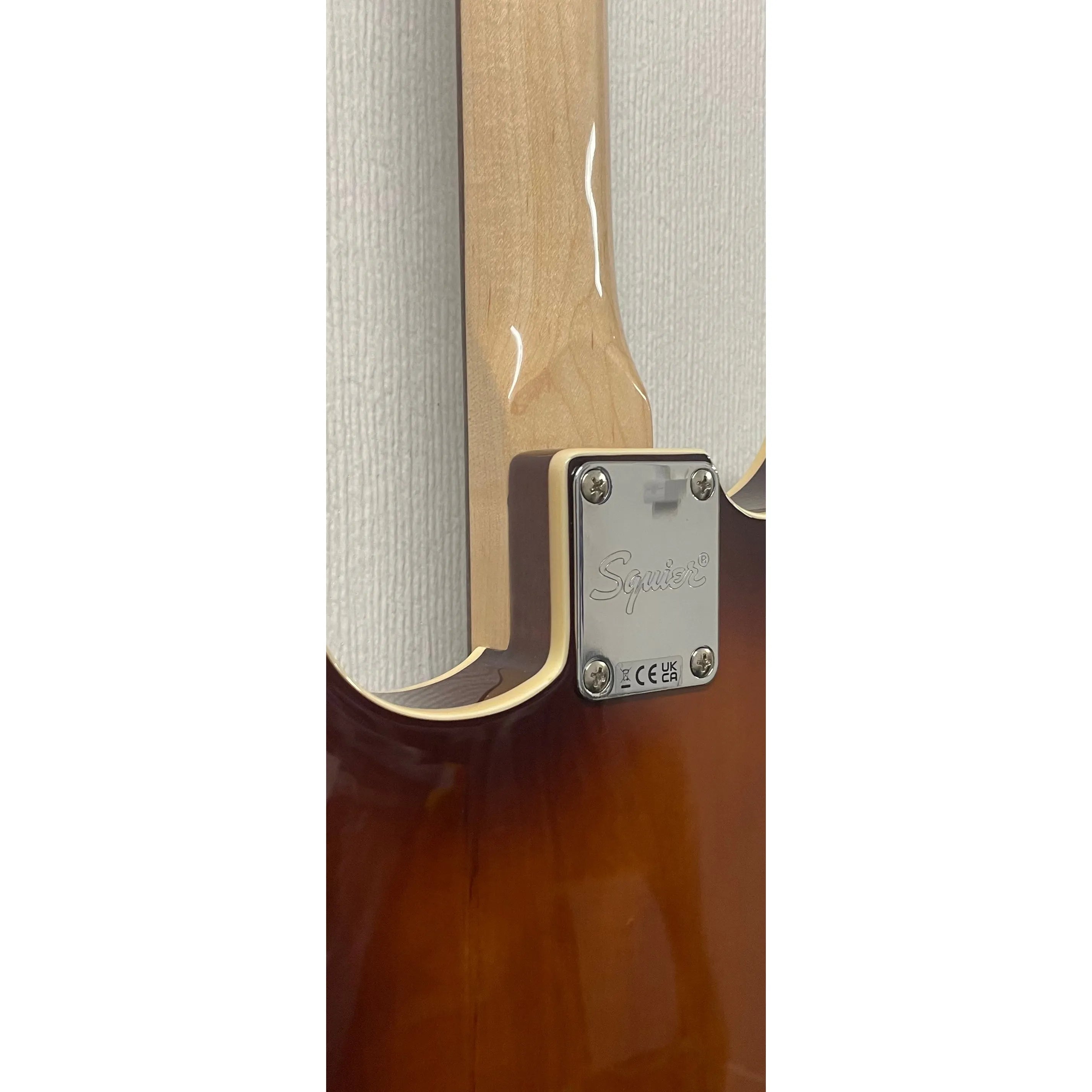 Squier Paranormal Custom Nashville Stratocaster in Chocolate Sunburst Pre-Owned