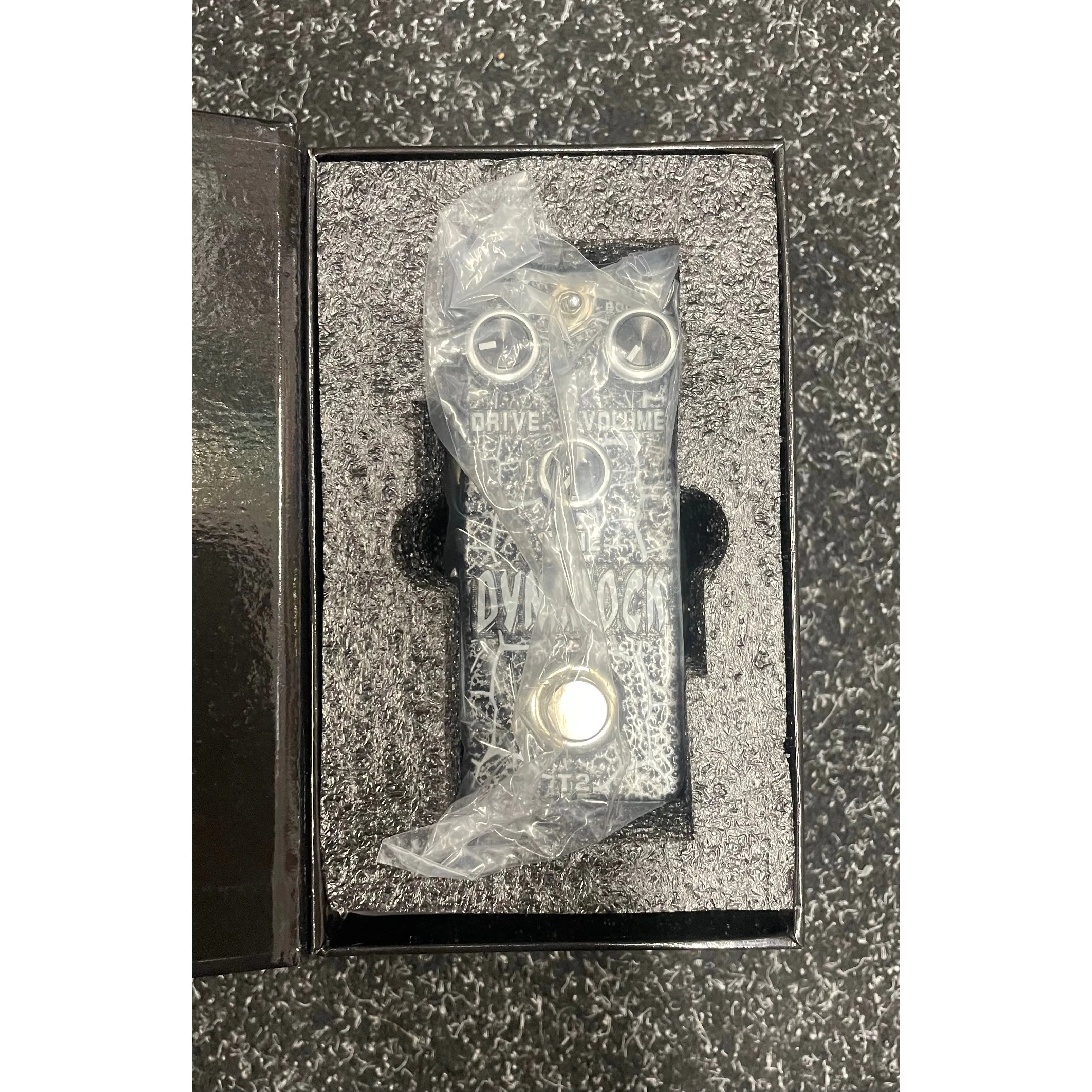 Xvive Dynarock Distortion Pedal by Thomas Blug Pre-Owned