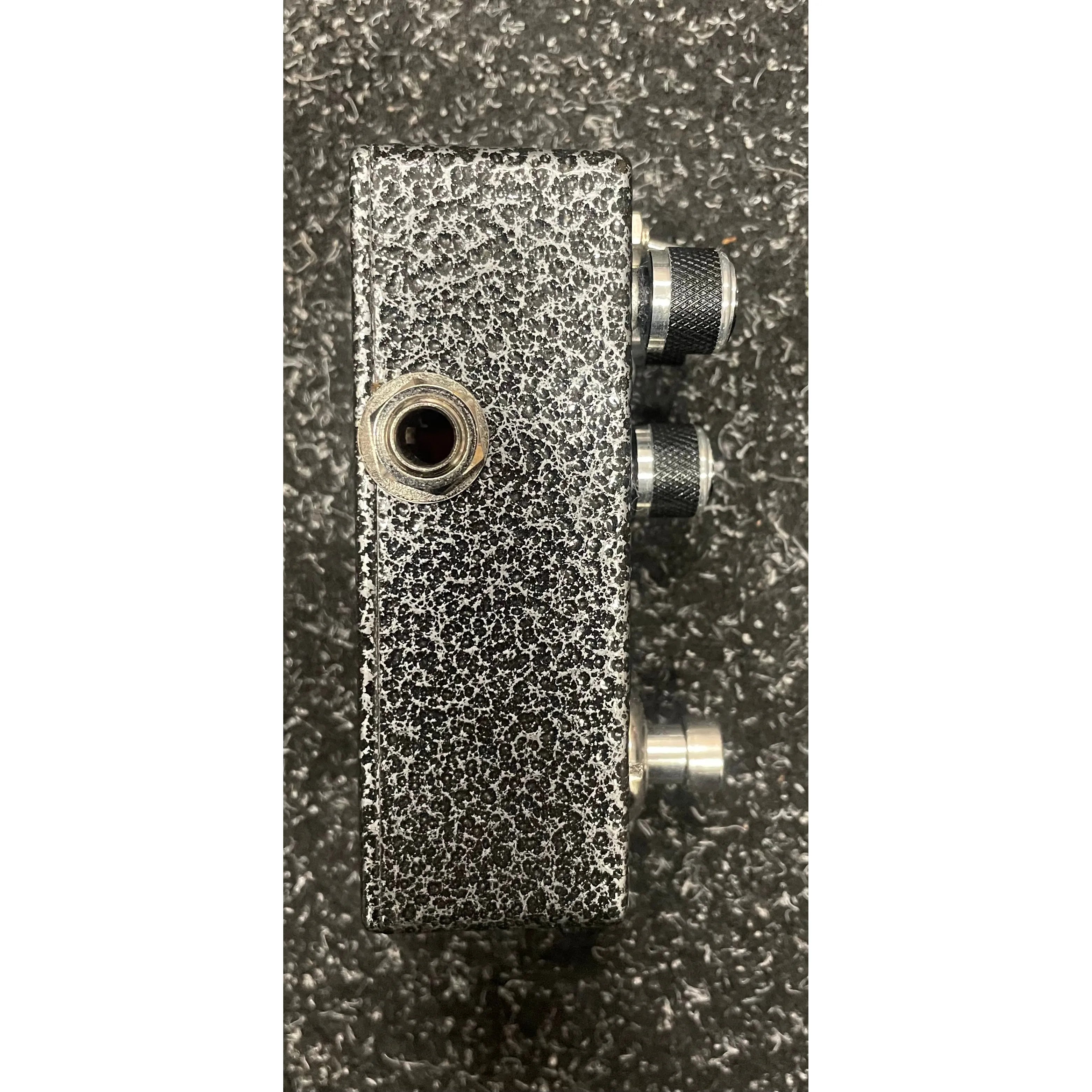 Xvive Dynarock Distortion Pedal by Thomas Blug Pre-Owned