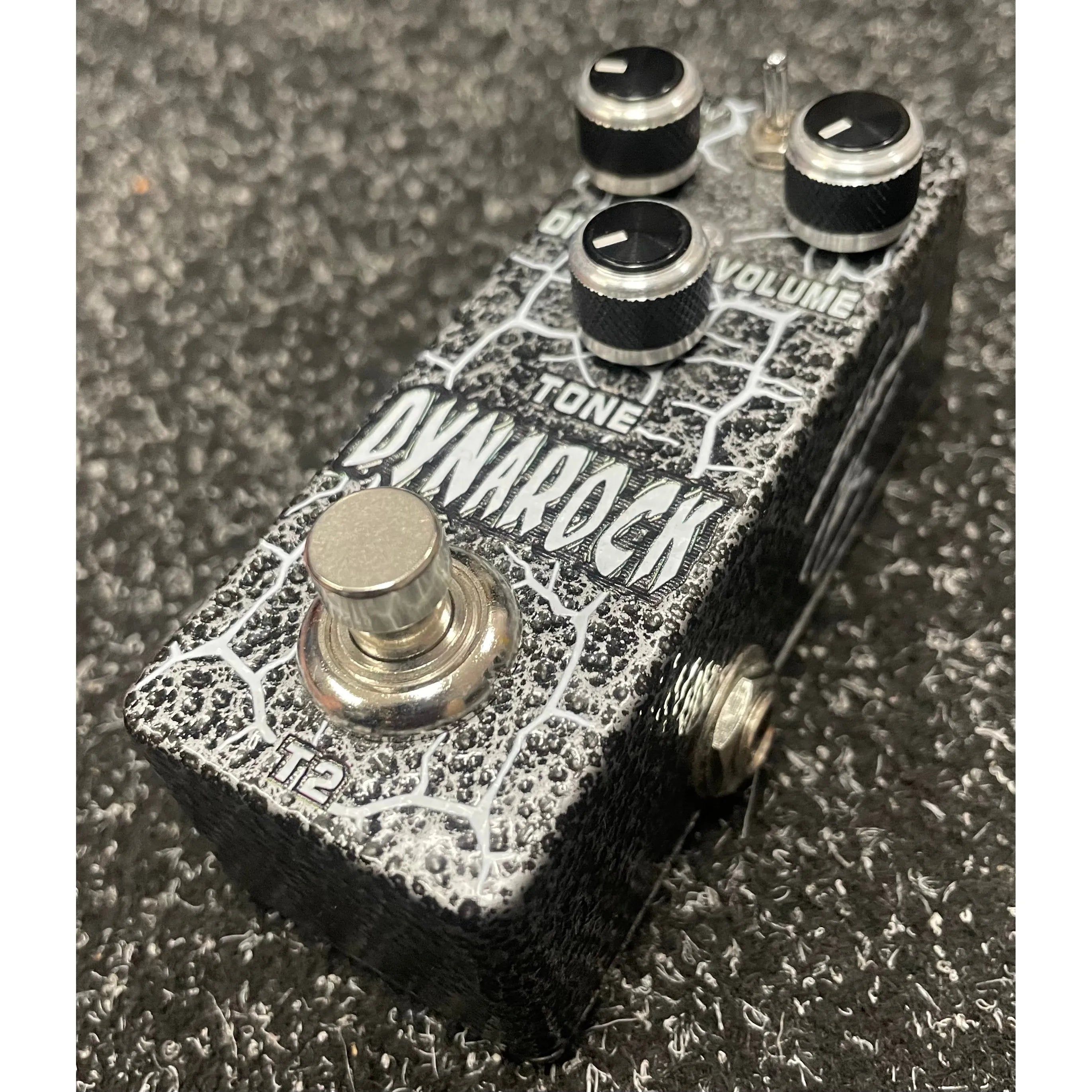 Xvive Dynarock Distortion Pedal by Thomas Blug Pre-Owned