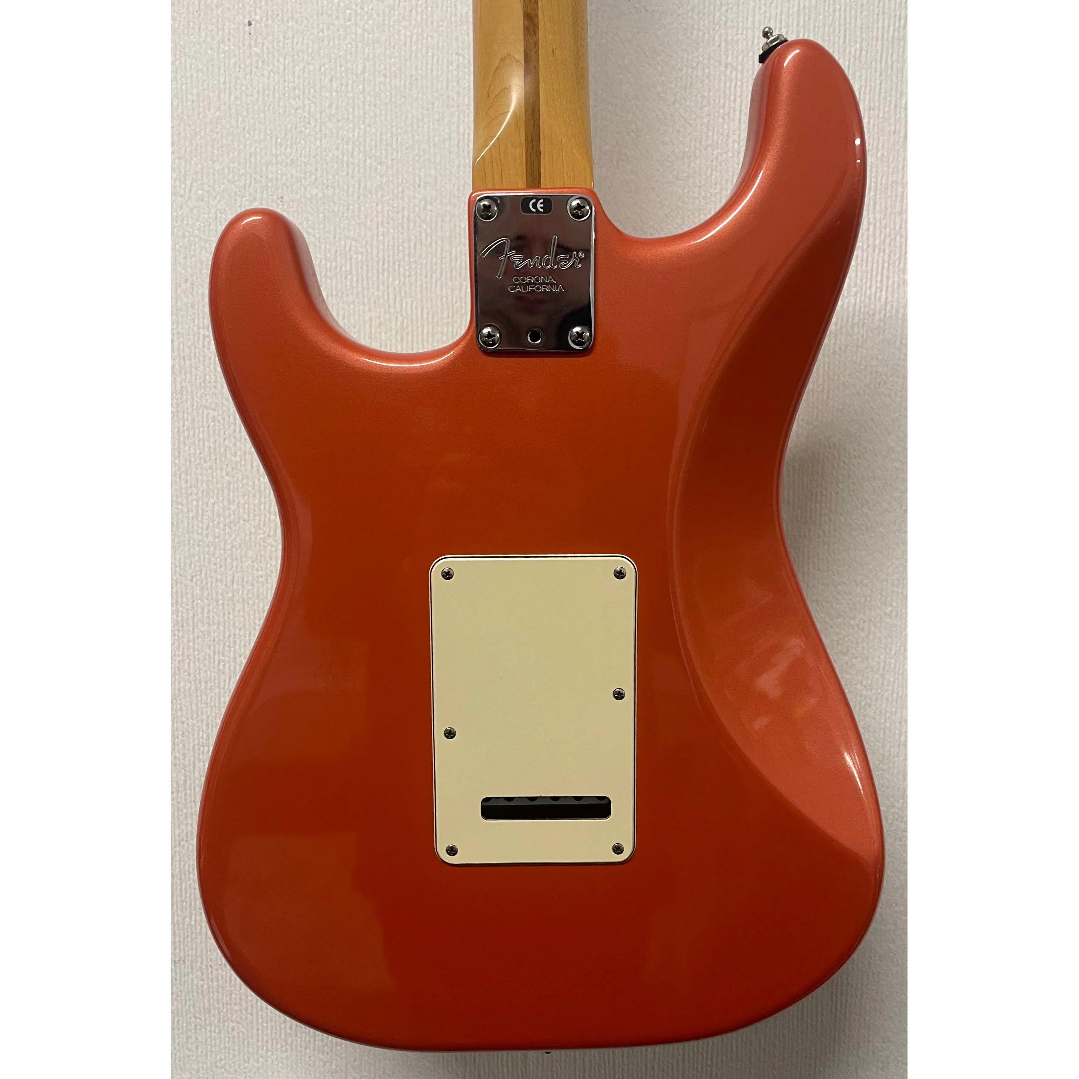 Fender FSR Stratocaster American Standard 2001 Limited Edition in Coral Metallic with Original Hardcase Pre-Owned