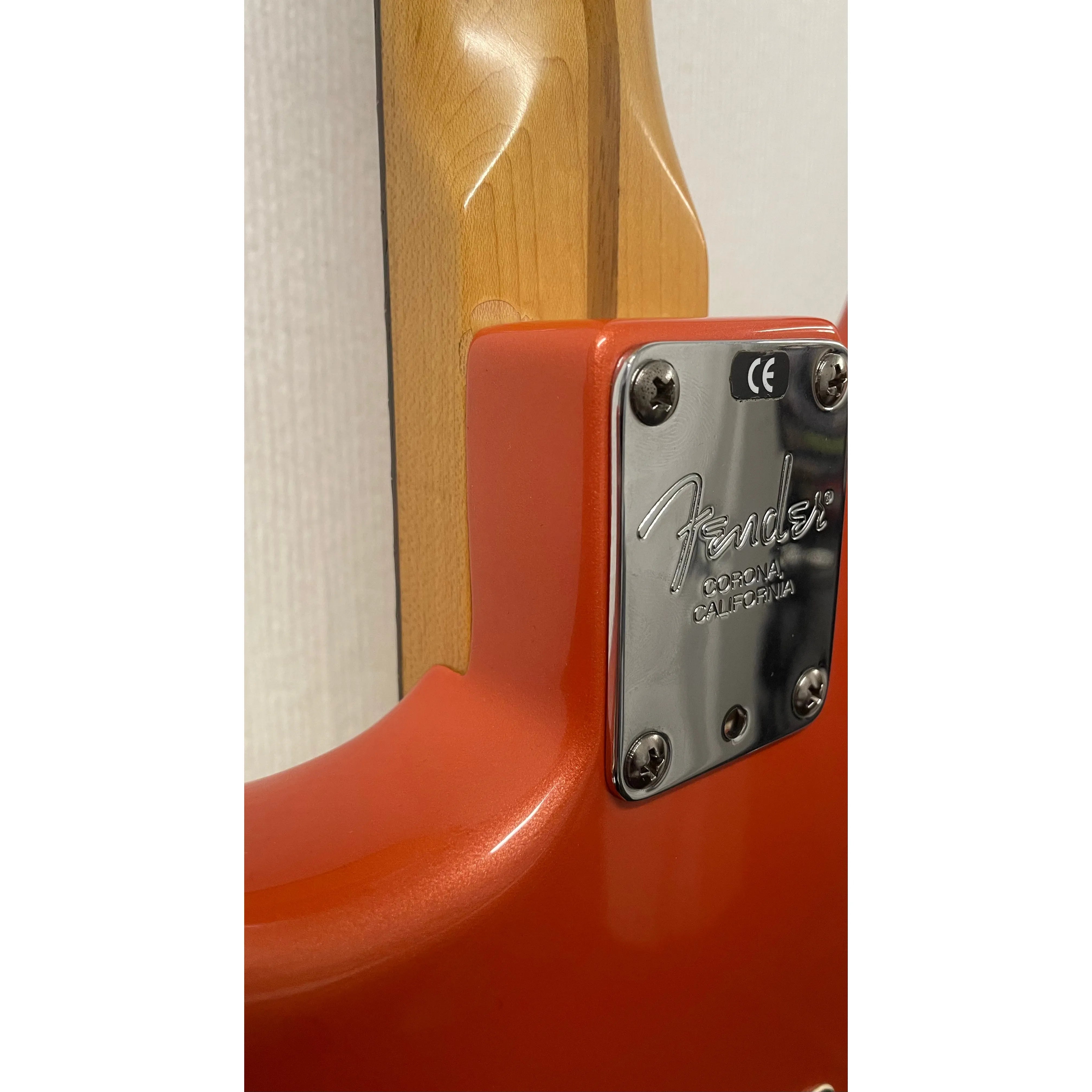 Fender FSR Stratocaster American Standard 2001 Limited Edition in Coral Metallic with Original Hardcase Pre-Owned