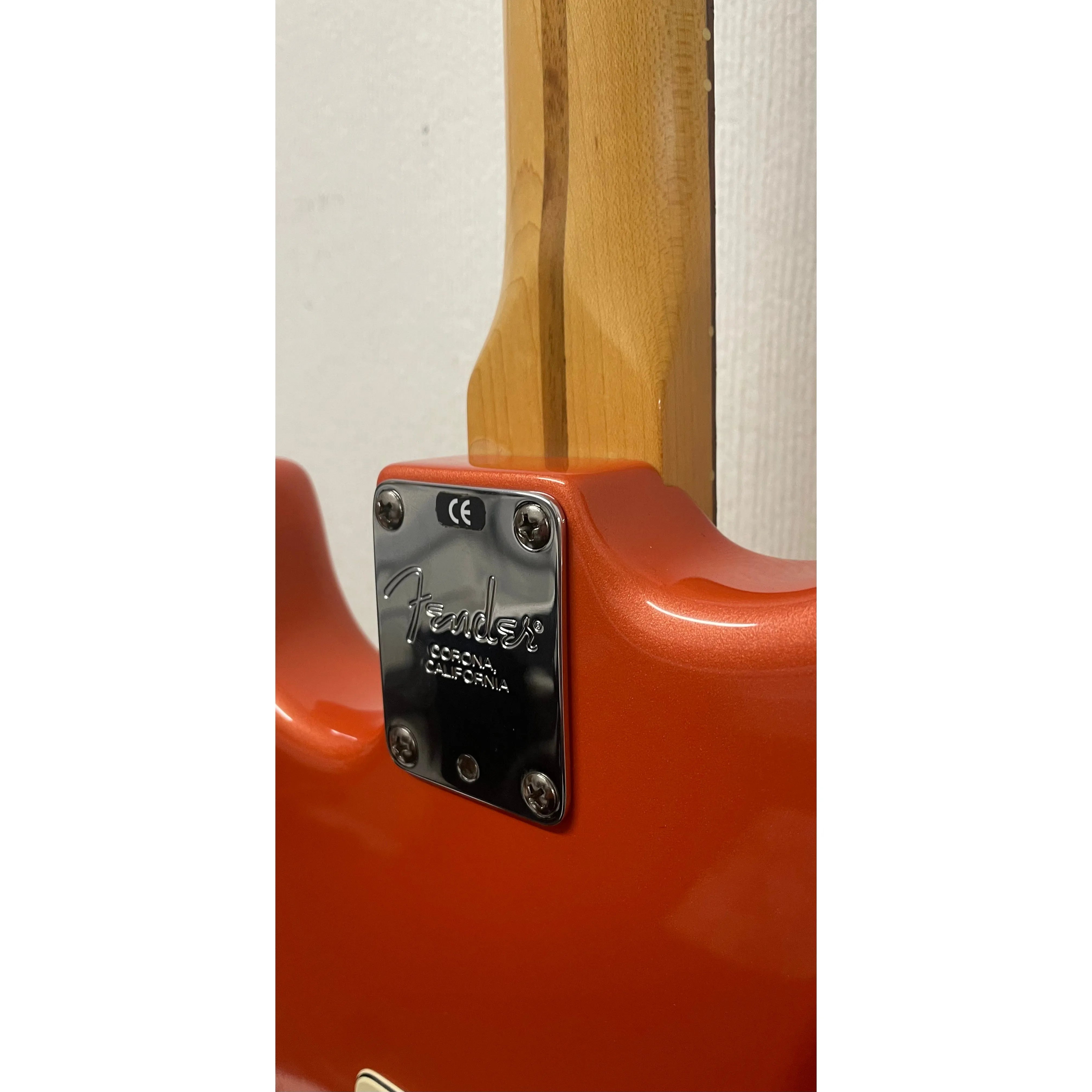 Fender FSR Stratocaster American Standard 2001 Limited Edition in Coral Metallic with Original Hardcase Pre-Owned