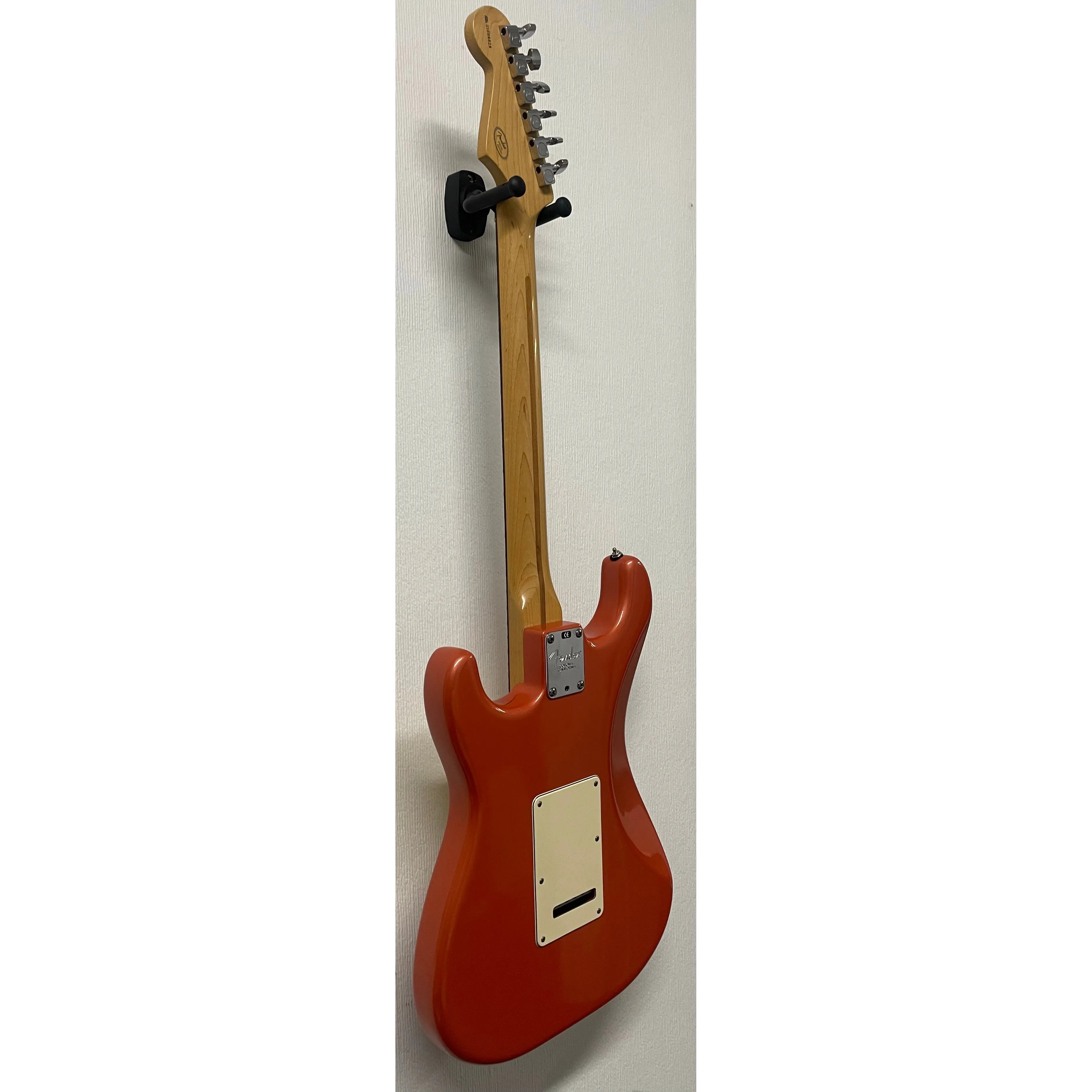 Fender FSR Stratocaster American Standard 2001 Limited Edition in Coral Metallic with Original Hardcase Pre-Owned
