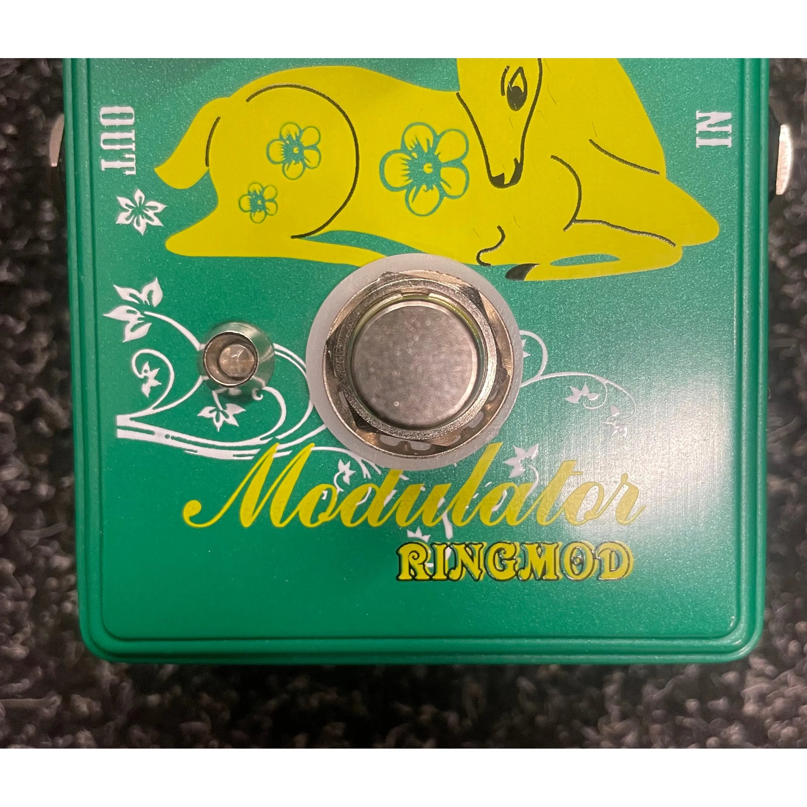 Ginean Guitar Effects Pedal Modulation Ringmod Pre-Owned