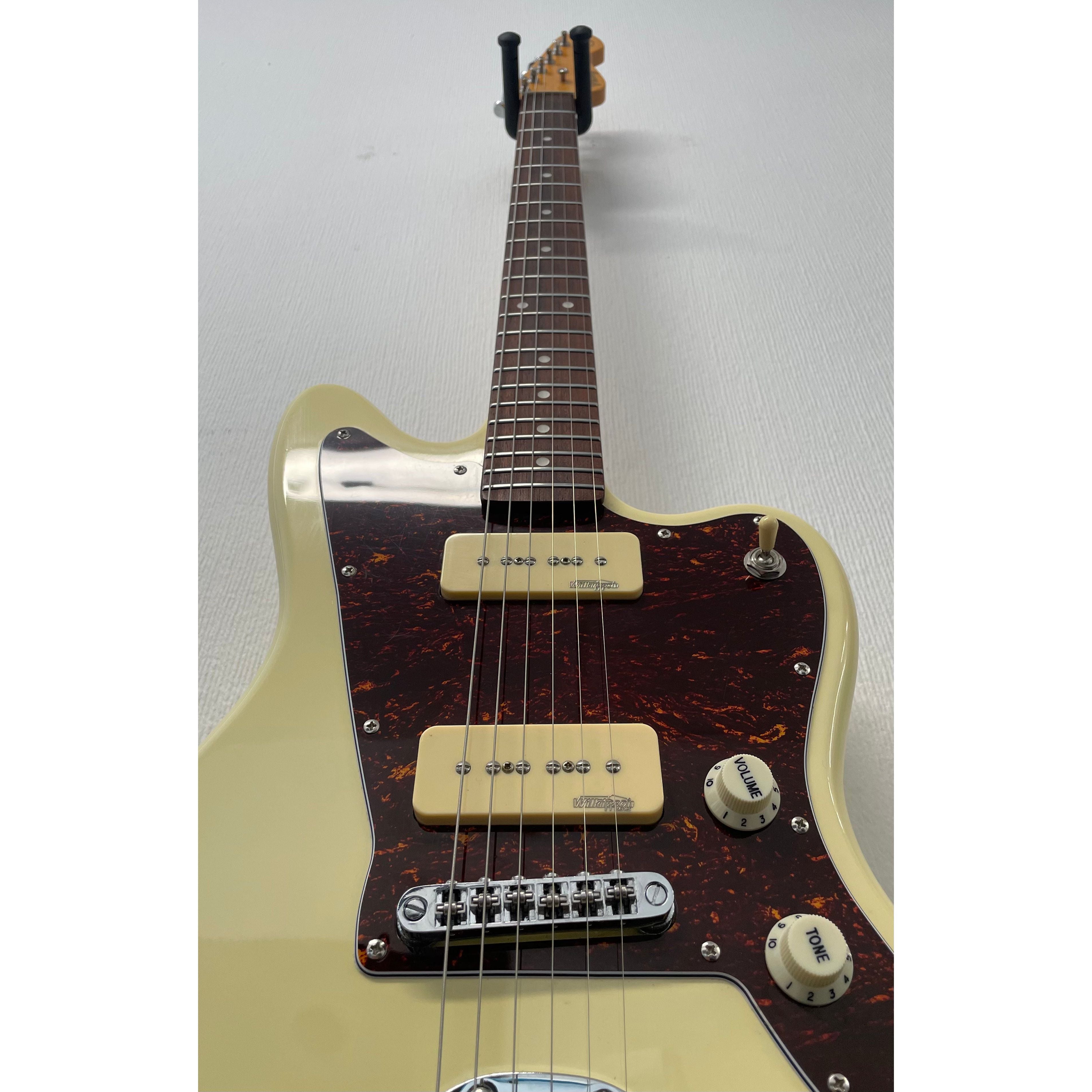 Vintage V65 Reissued Vibrato Jaguar Style Electric Guitar in Vintage White Pre-Owned