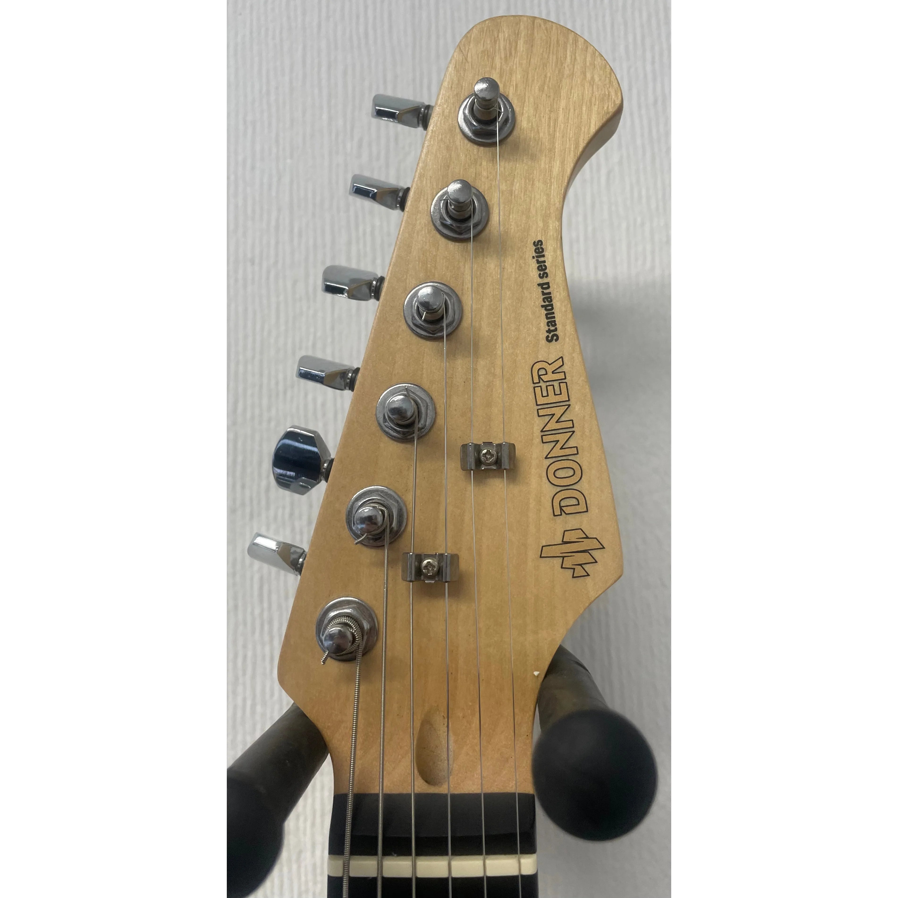 Donner Standard Series Telecaster Style Electric Guitar in White Pre-Owned