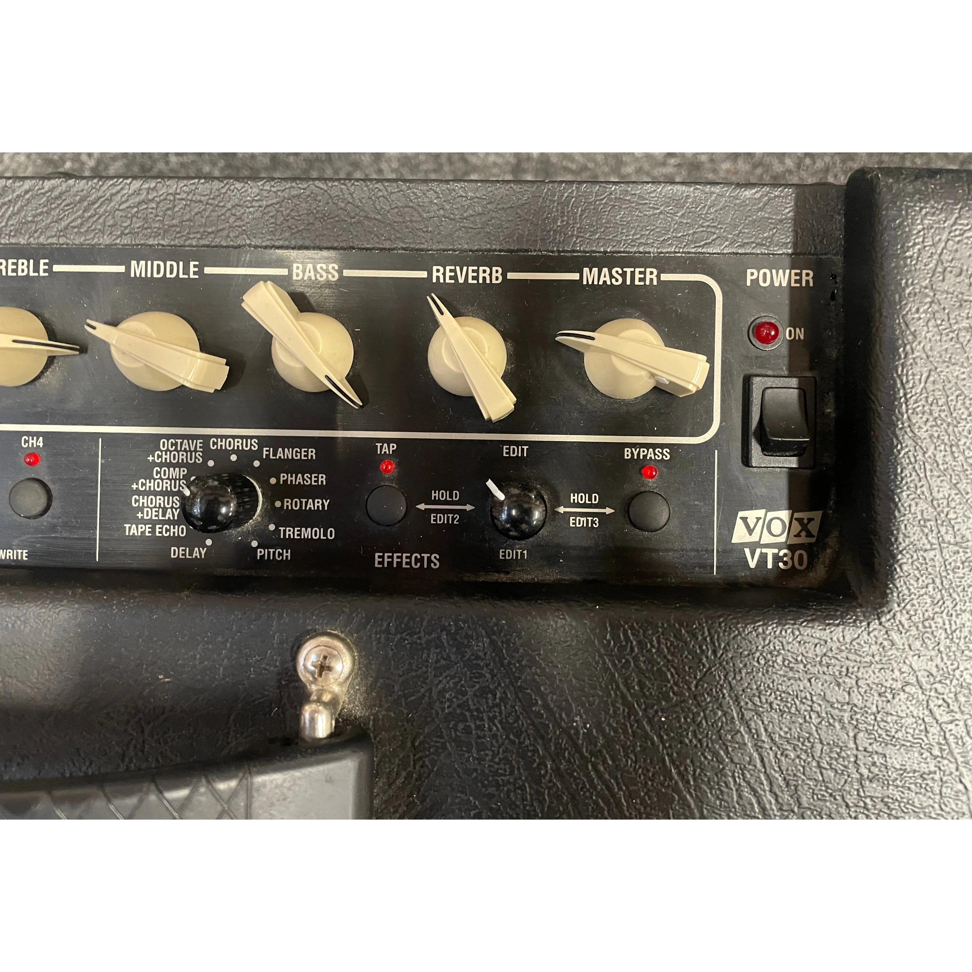 Vox Valvetronix VT30 Electric Guitar Digital Combo Amplifier with valve Outputting, 30 Watts, with Footswitch Pre-Owned