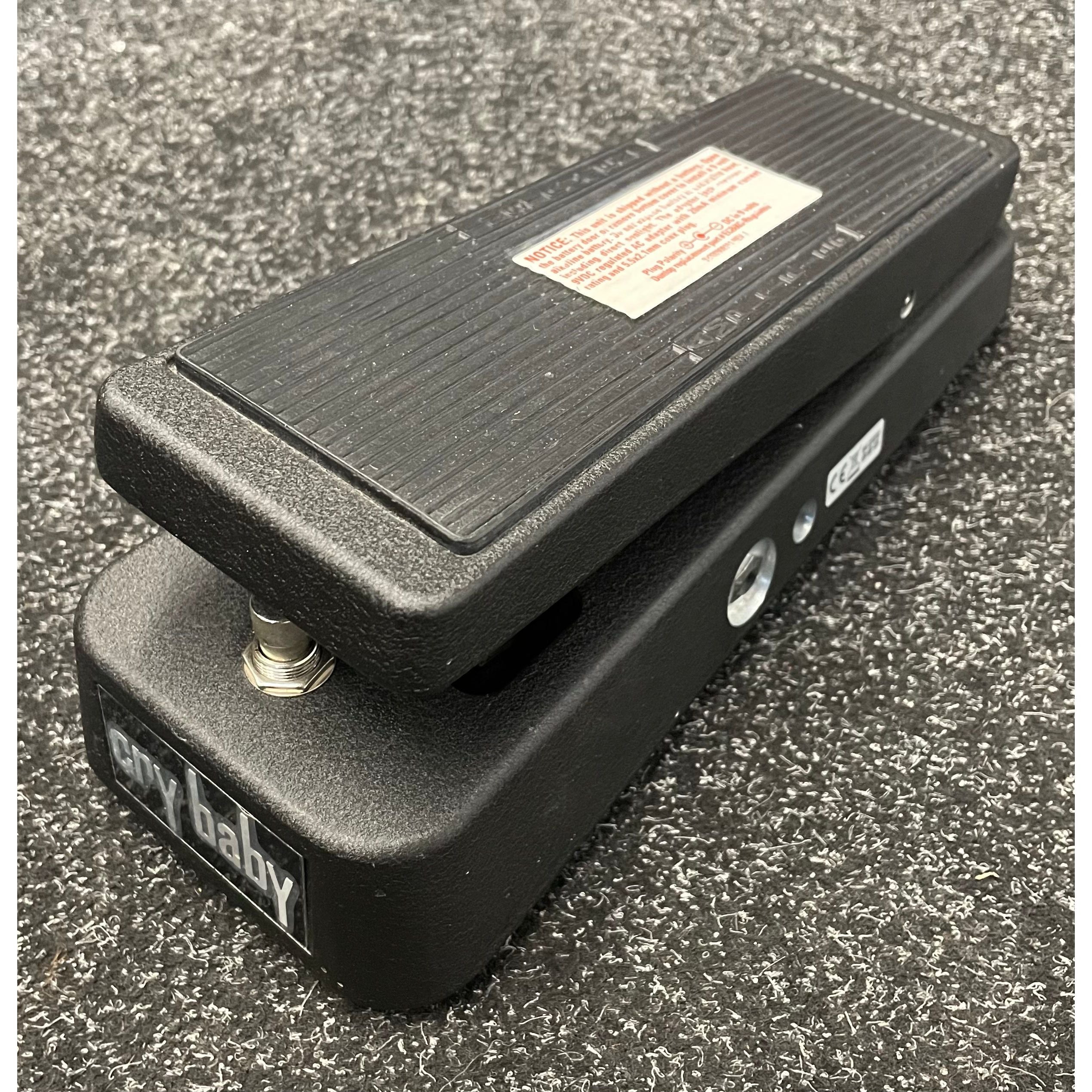 Jim Dunlop Original Crybaby Wah GCB-95 Effects Pedal for Electric Guitar Pre-Owned