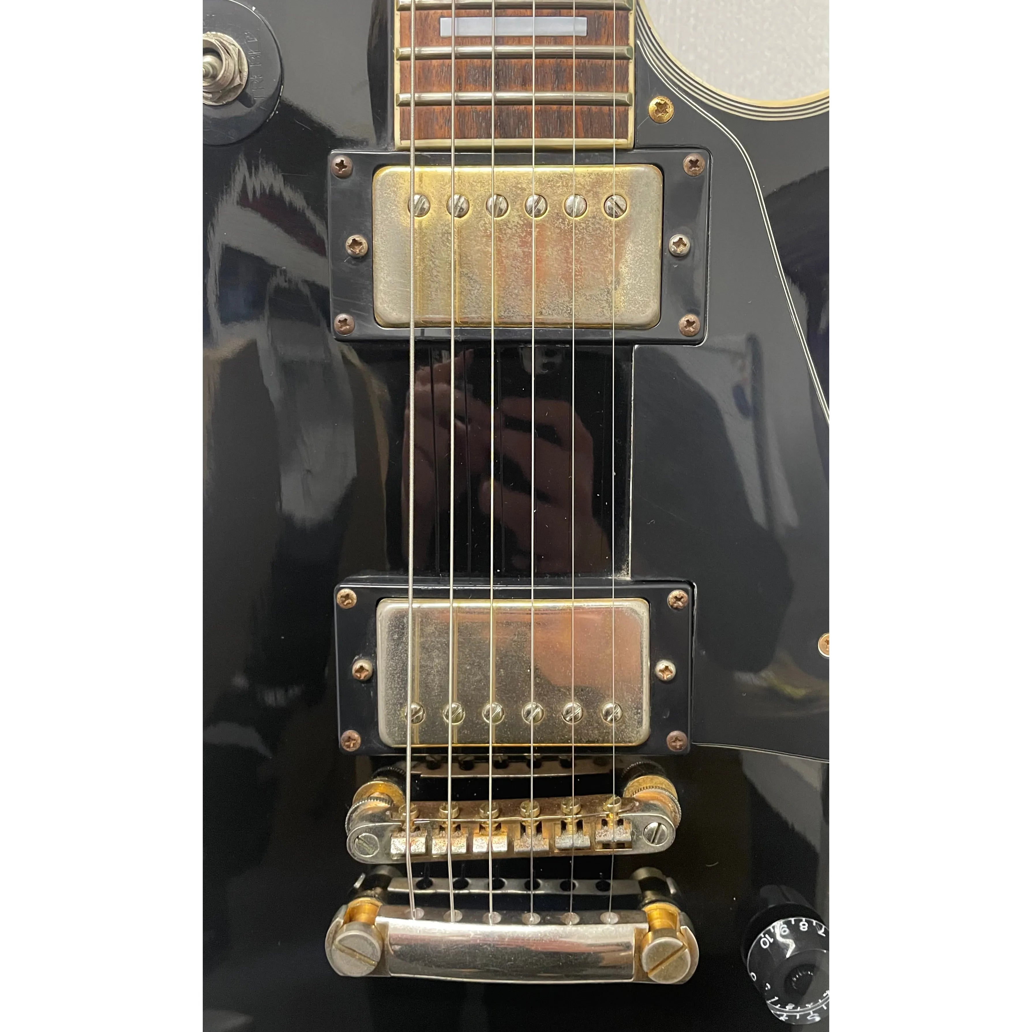 Epiphone Les Paul Electric Guitar in Black Pre-Owned