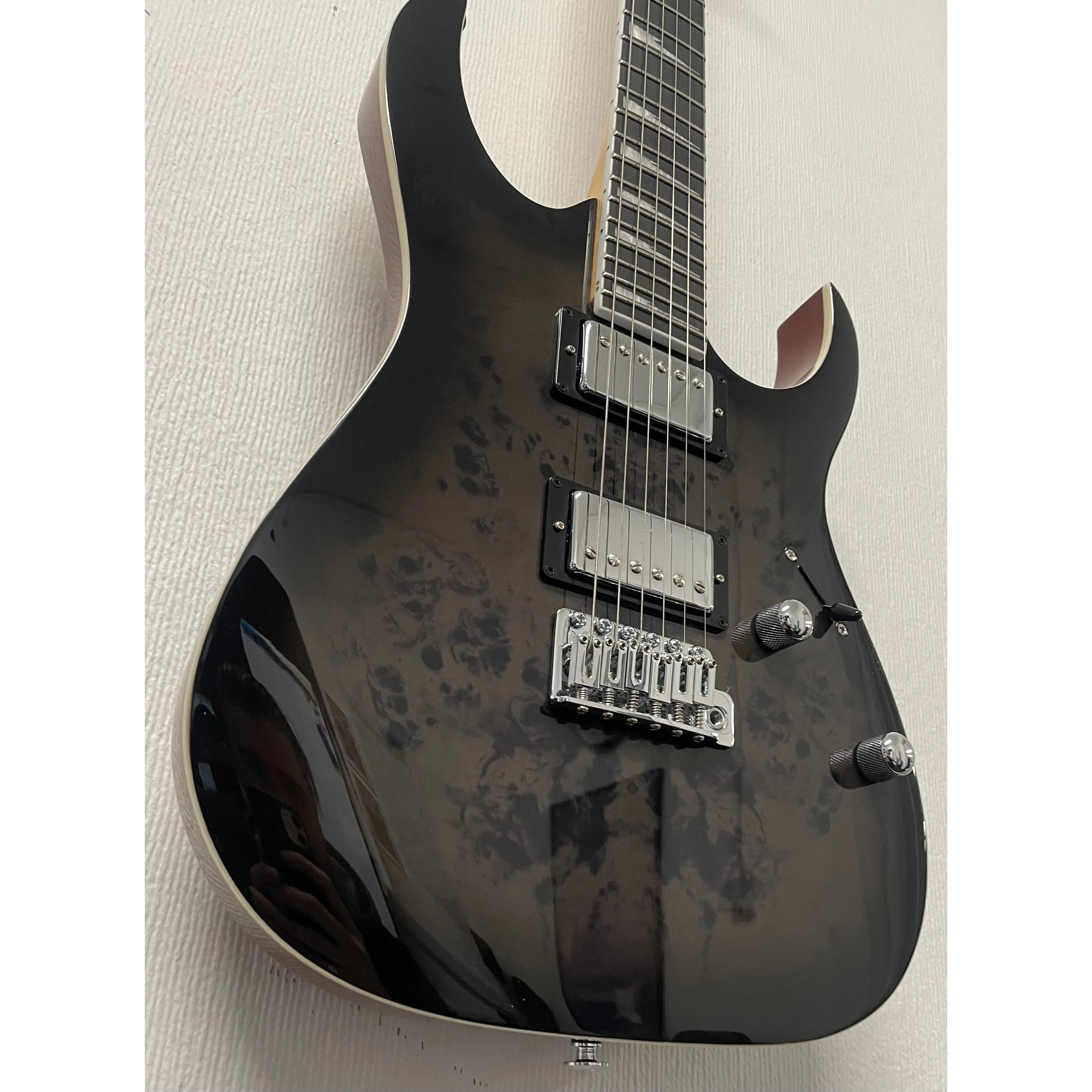 Ibanez Gio GRG220PA1-BKB Electric Guitar in Black with TGI Extreme Padded GigBag Pre-Owned