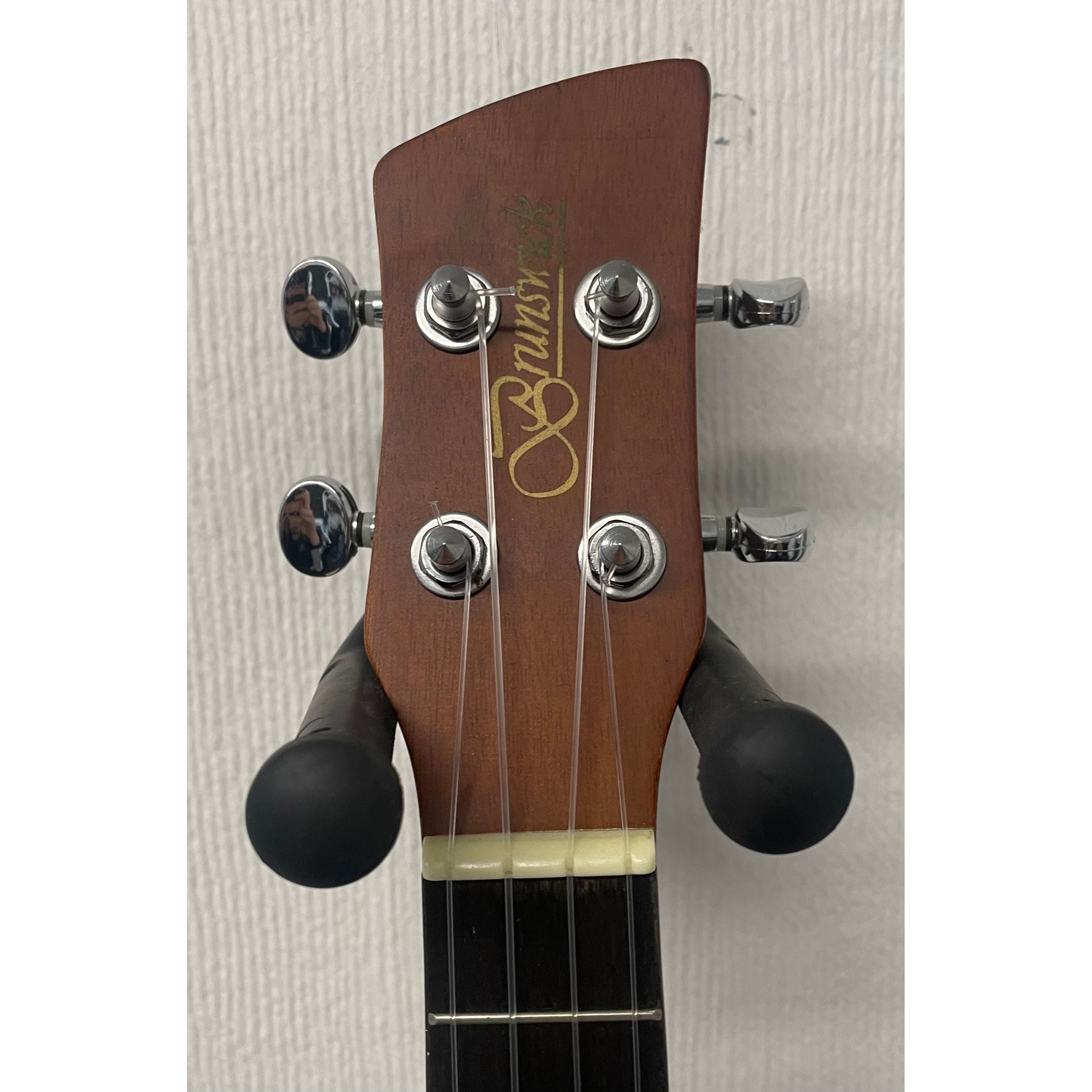 Brunswick Concert Ukulele in Mahogany BU4C with Watermelon Gigbag Pre-Owned
