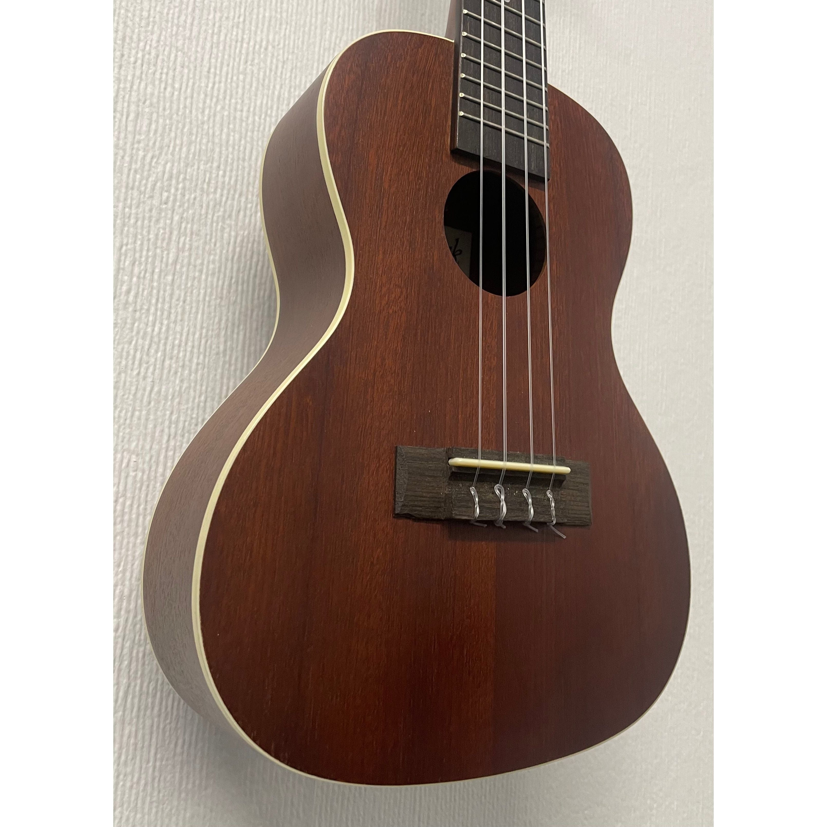 Brunswick Concert Ukulele in Mahogany BU4C with Watermelon Gigbag Pre-Owned