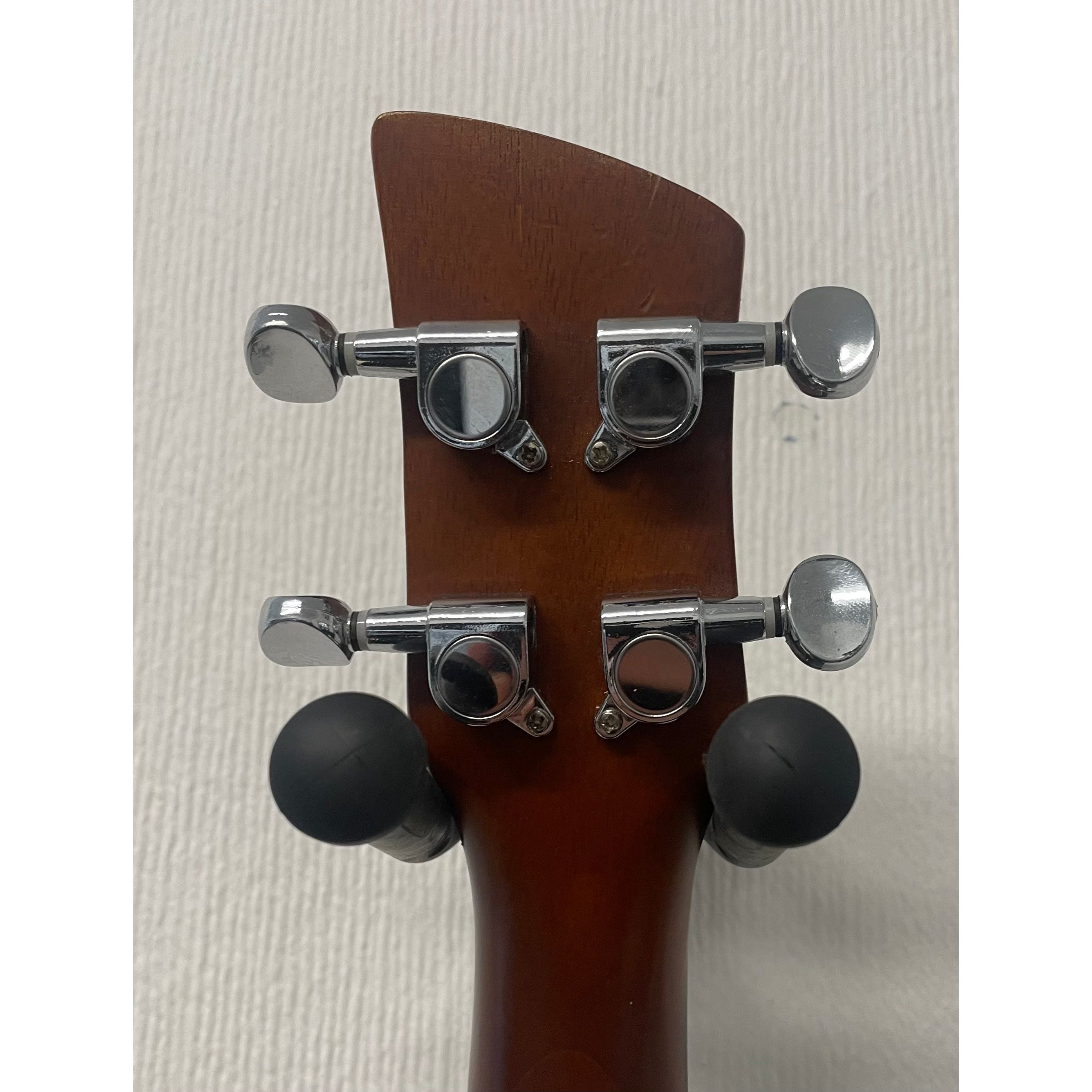 Brunswick Concert Ukulele in Mahogany BU4C with Watermelon Gigbag Pre-Owned
