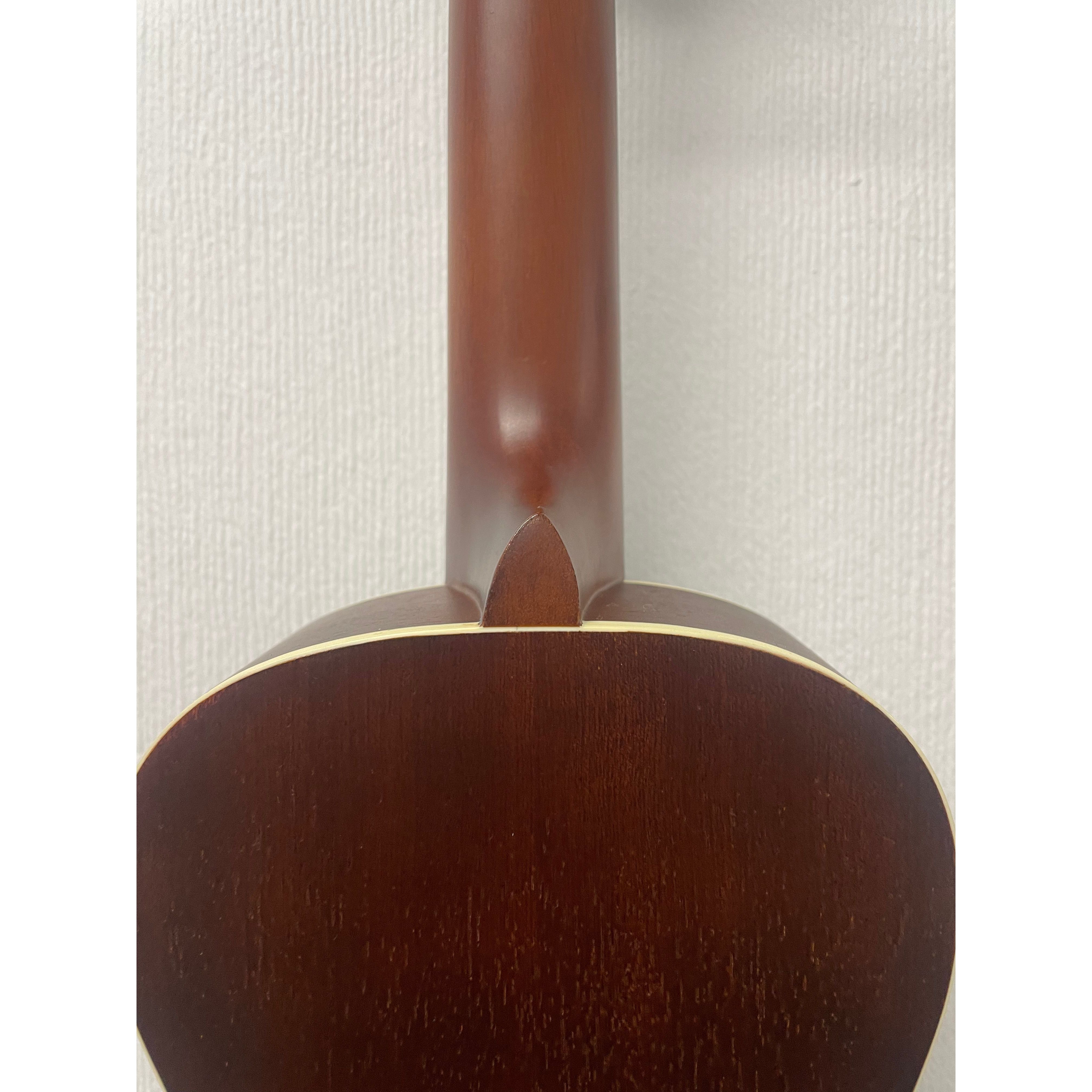 Brunswick Concert Ukulele in Mahogany BU4C with Watermelon Gigbag Pre-Owned