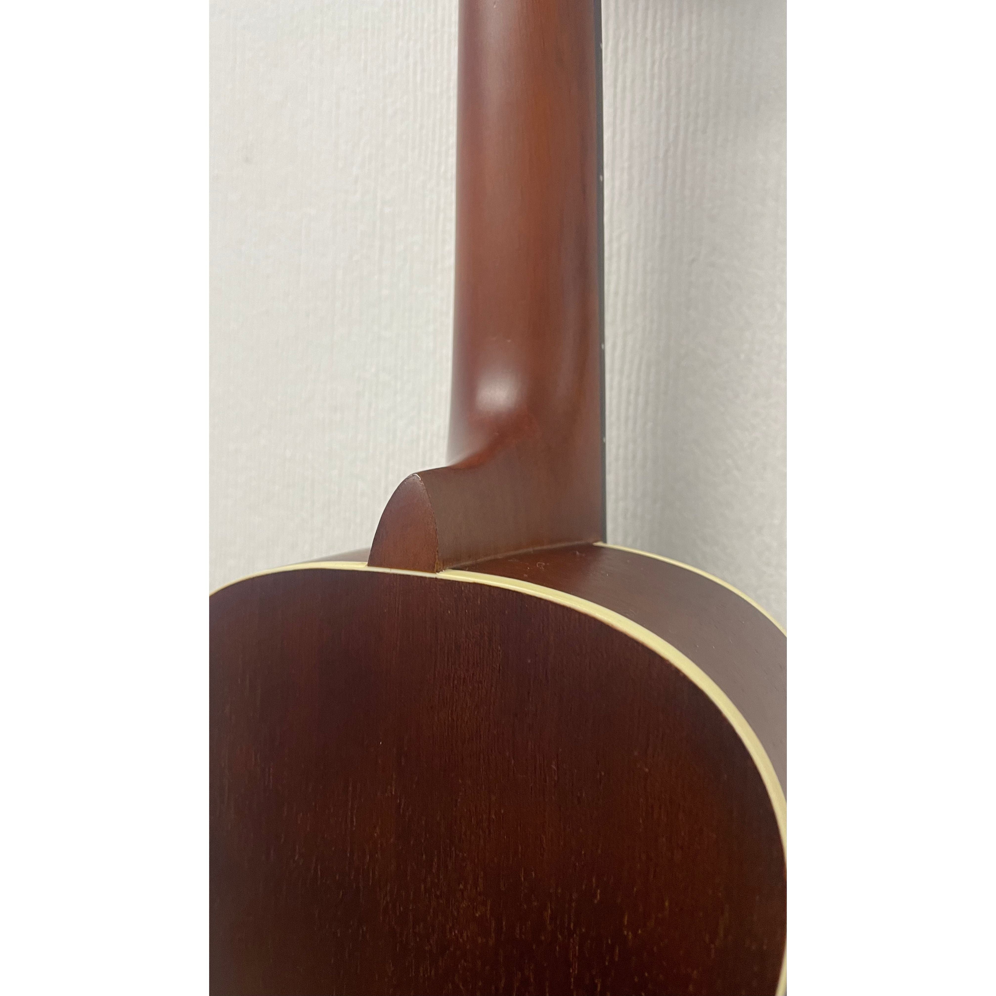 Brunswick Concert Ukulele in Mahogany BU4C with Watermelon Gigbag Pre-Owned