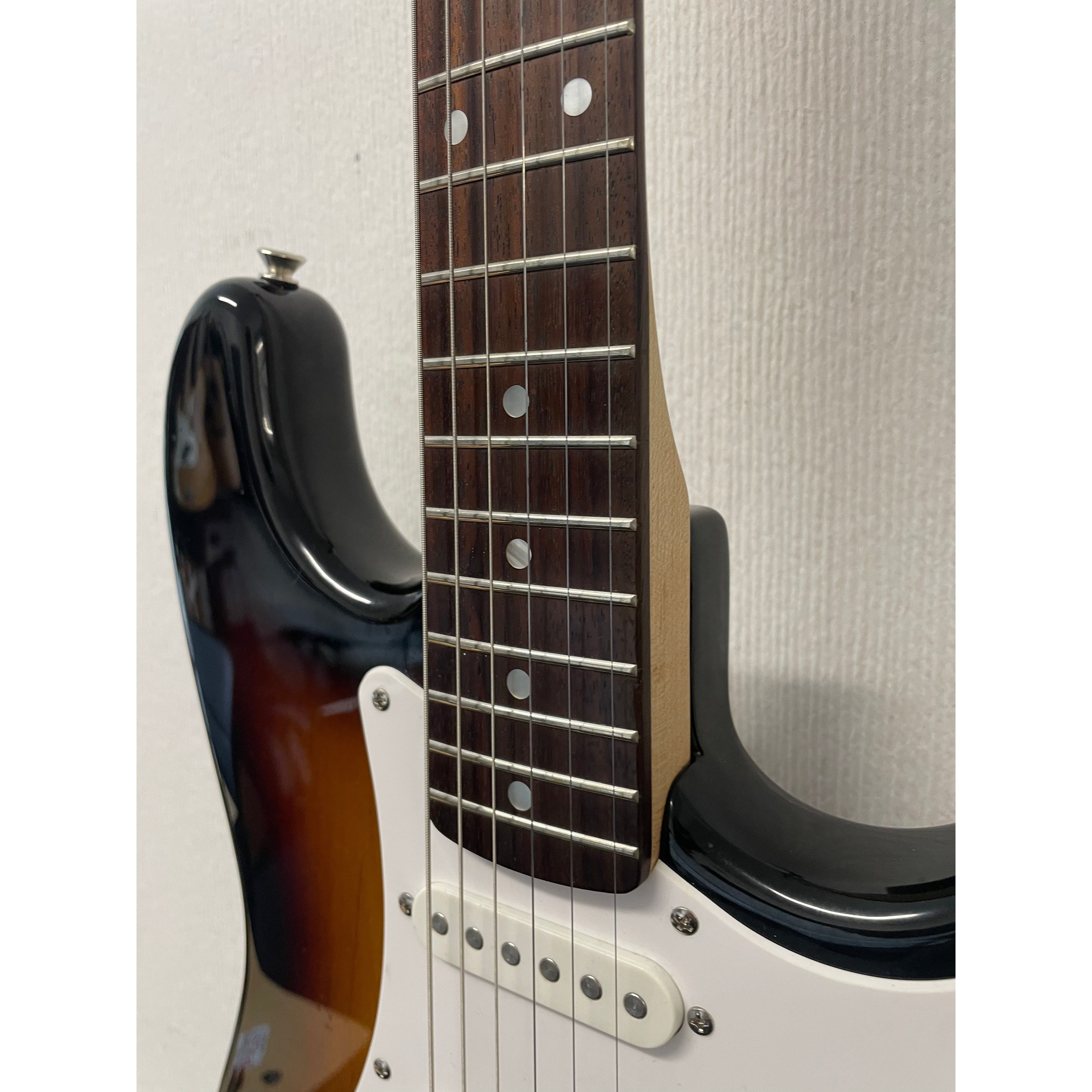 Squier Affinity Stratocaster Electric Guitar in 3 Tone Sunburst with Original Gigbag Pre-Owned