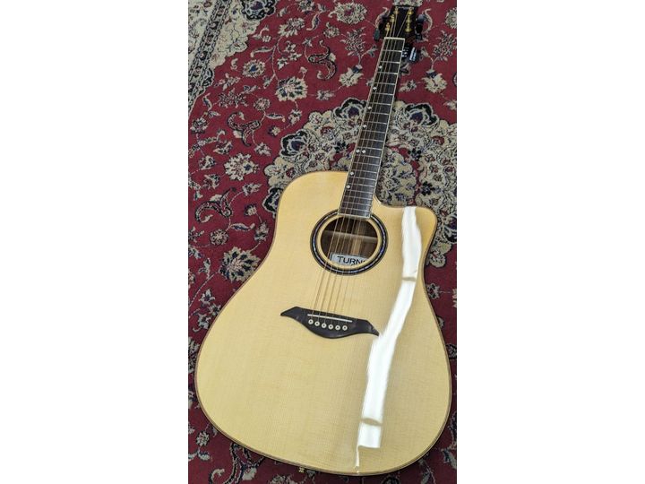 Turner 70CE Dreadnought Electro Acoustic Guitar