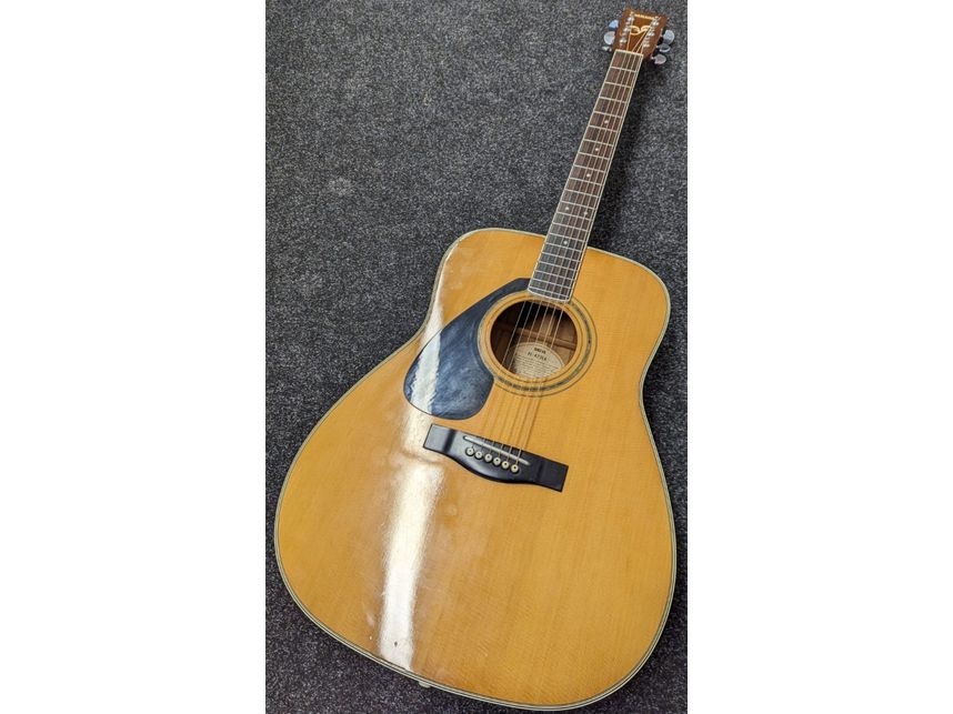 Yamaha FG-420LA Left Handed Acoustic Guitar with Gator Hardcase Pre-Owned