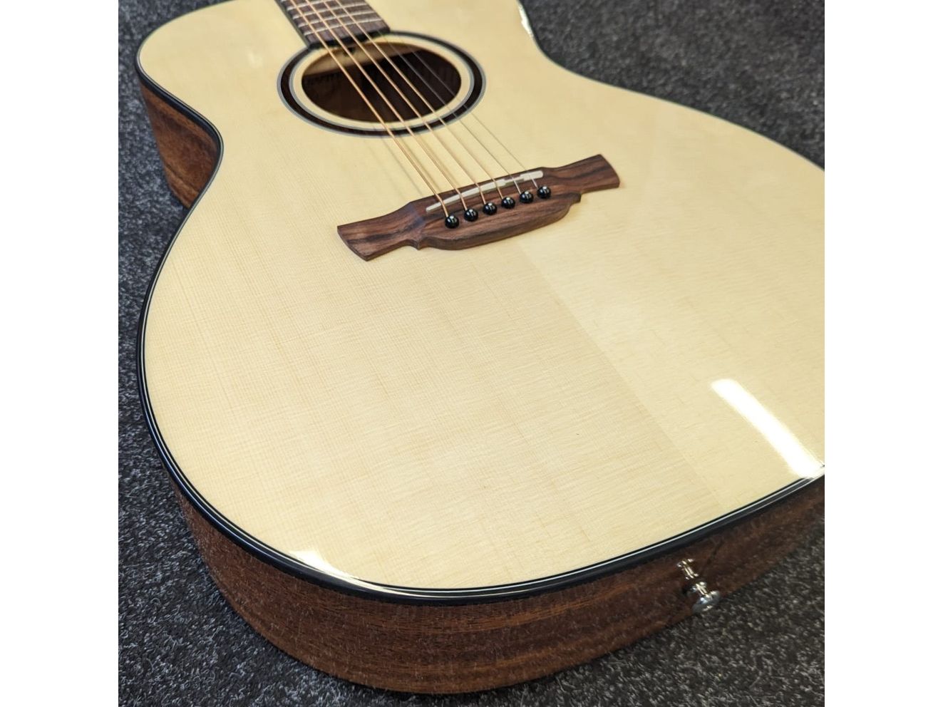 Crafter Able T-600 Orchestra Acoustic Guitar In Natural