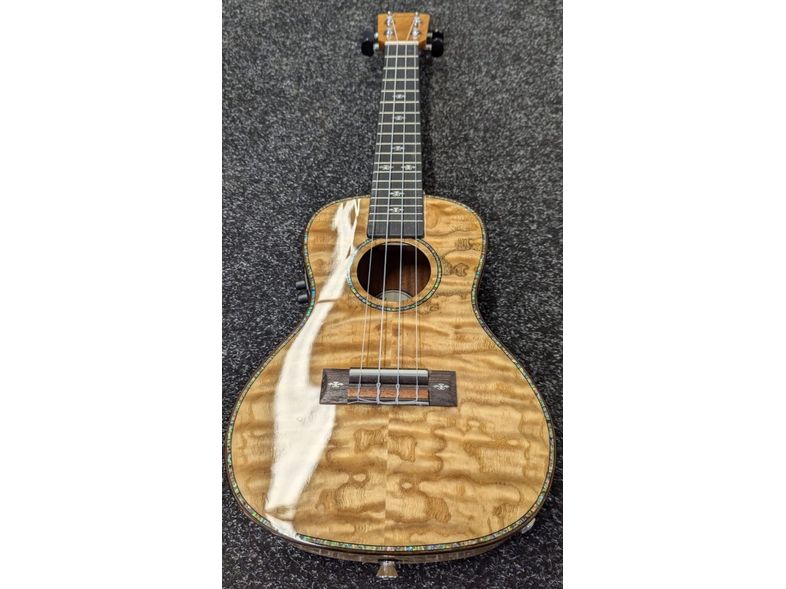 Hartwood Sonata Concert Electro-Ukulele, Quilted Ash Pre-Owned