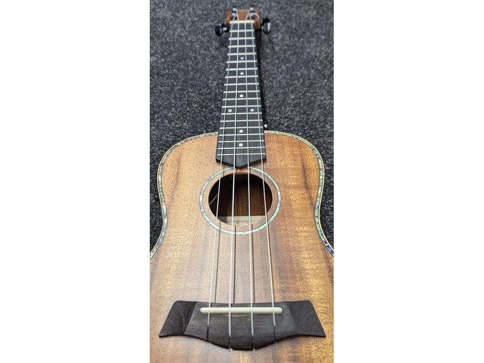 Barnes & Mullins Concert Electro Ukulele in Koa Pre-Owned