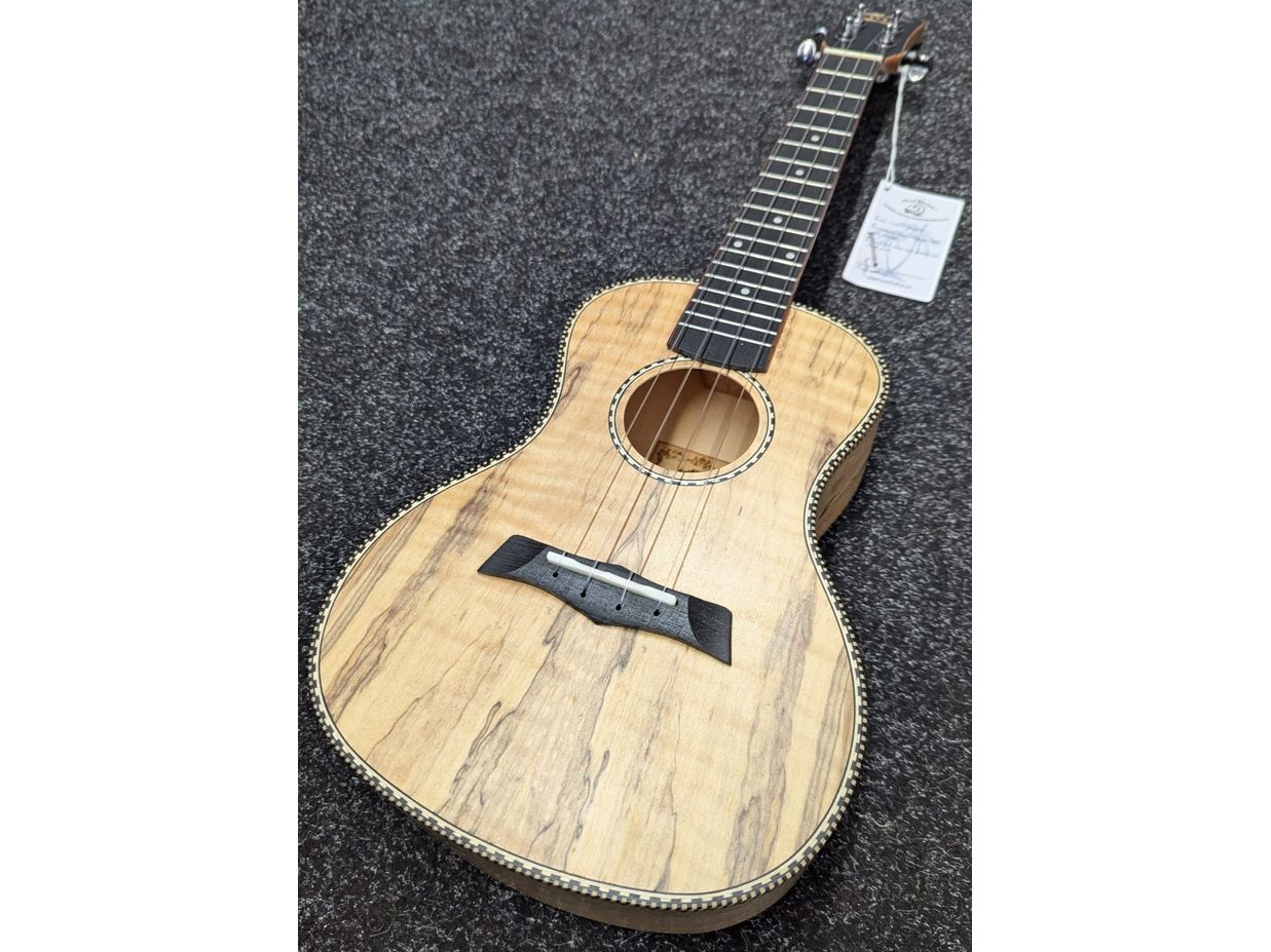 Snail Ukulele Concert Spalted Maple UKC-490E