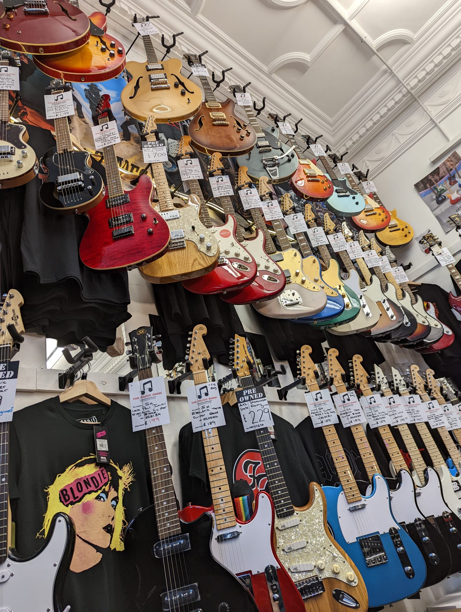 Trinity Rock & Pop 2018 Chitarra: Grade 2 - Libro Per Esami E Pratica - Foto 2