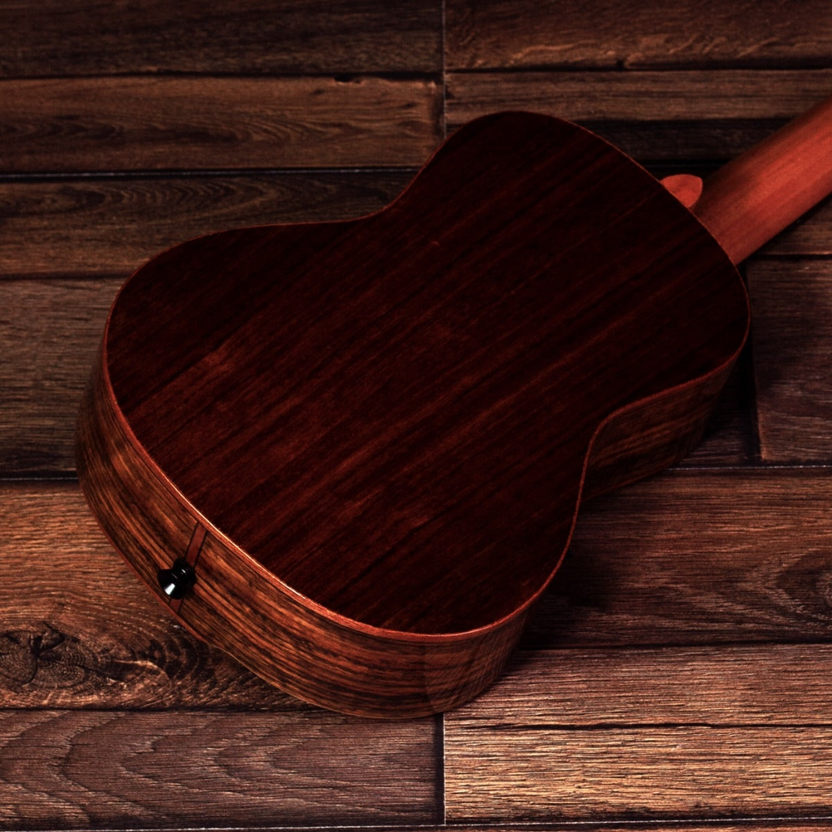 Barnes & Mullins Concert Ukulele Walnut