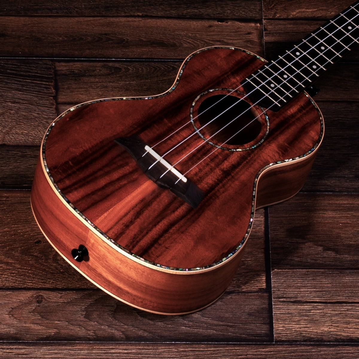 Barnes & Mullins Tenor Ukulele Koa