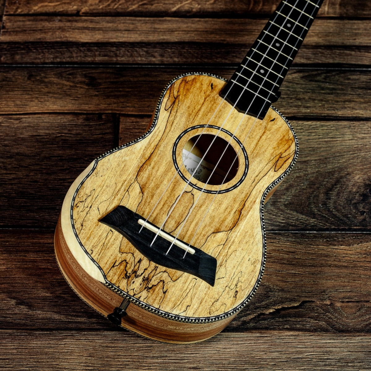 Barnes & Mullins Soprano Ukulele Spalt Maple