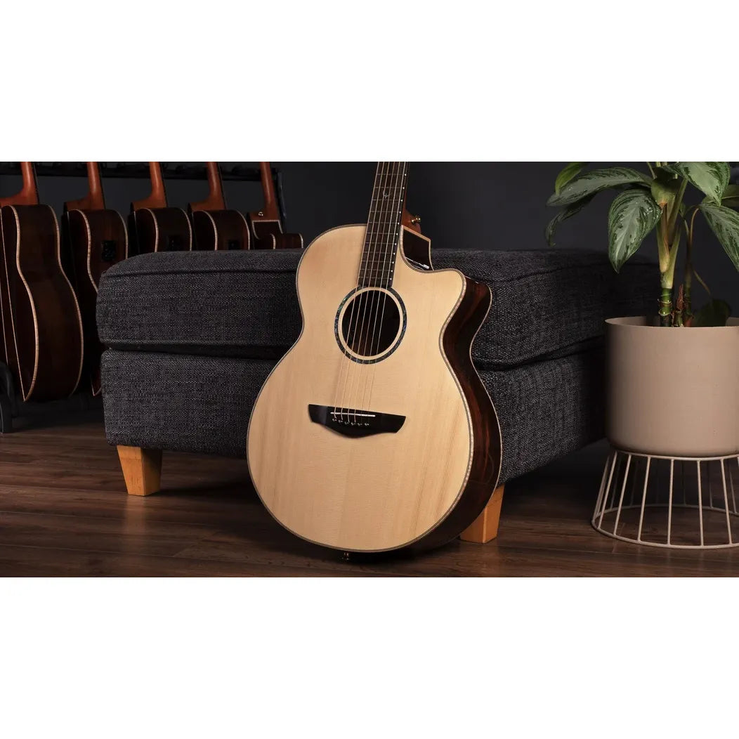 Faith HiGloss Venus Cutaway Electro Acoustic Guitar