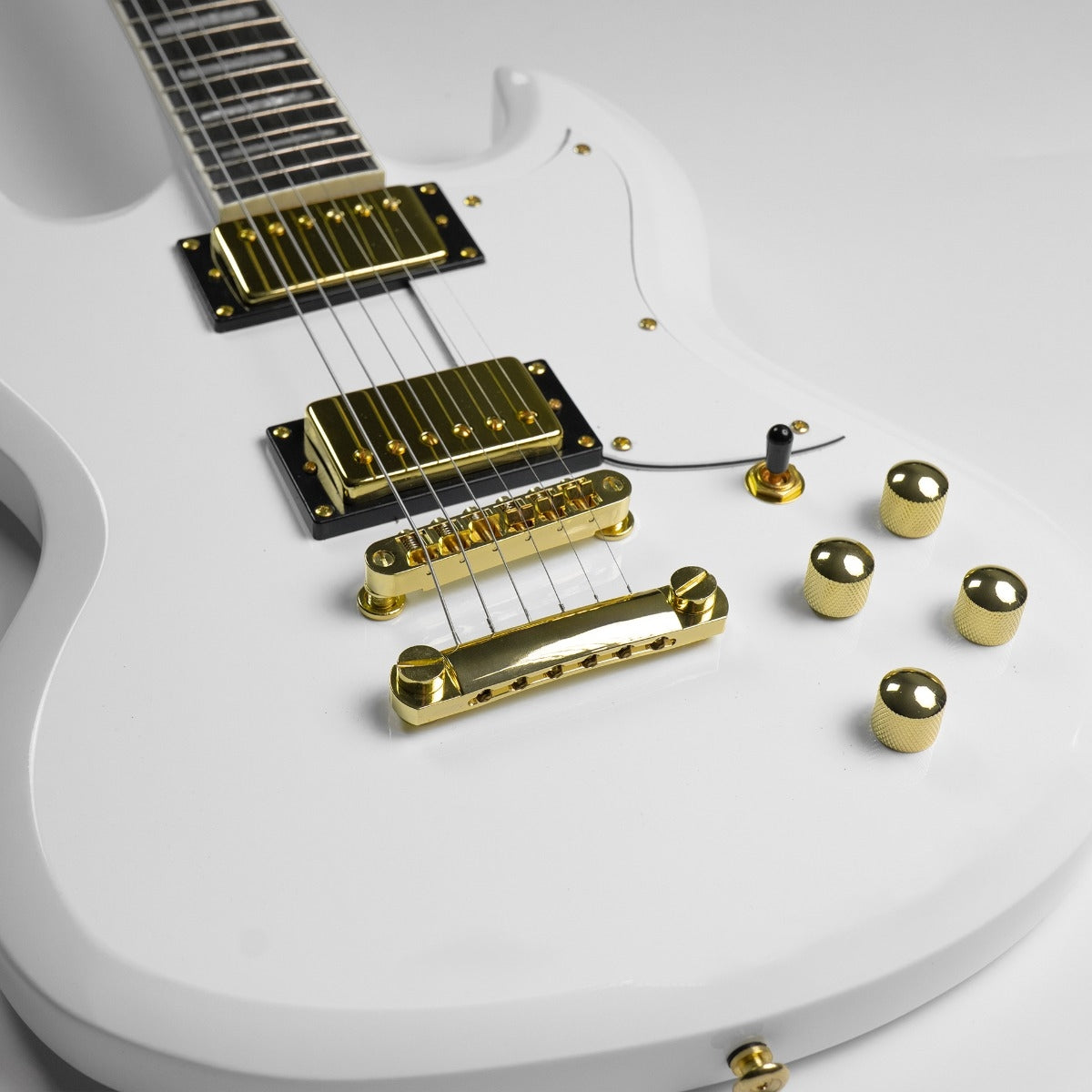 Gould Steelport Electric Guitar in White