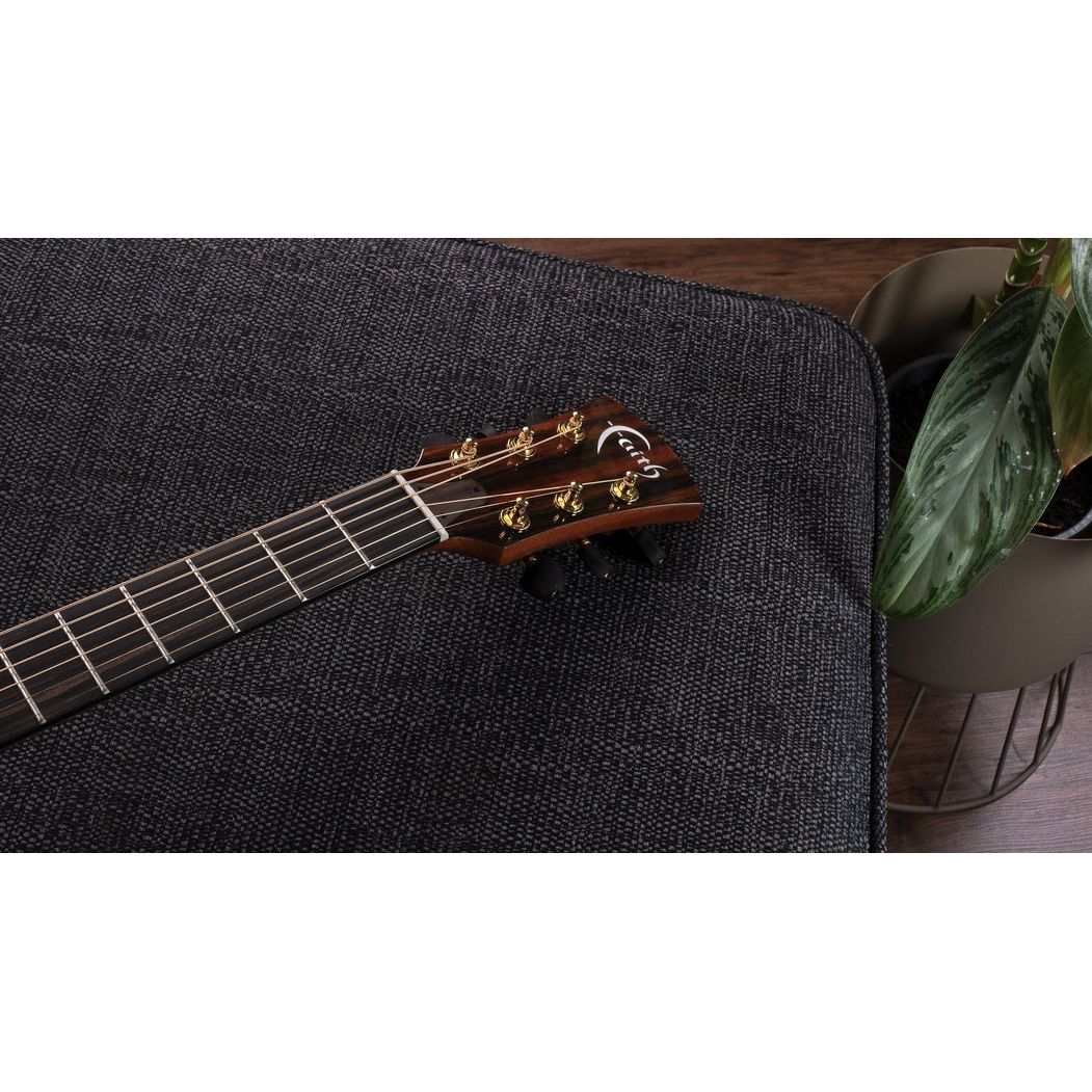Faith HiGloss Neptune Cutaway Electro Electro Acoustic Guitar
