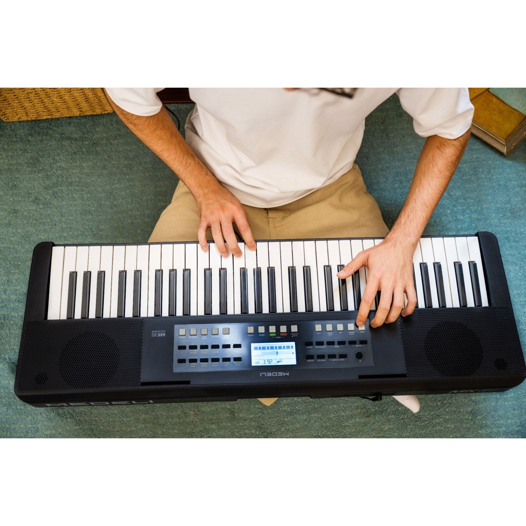 Medeli Nebula Series Keyboard 61 Key in Black