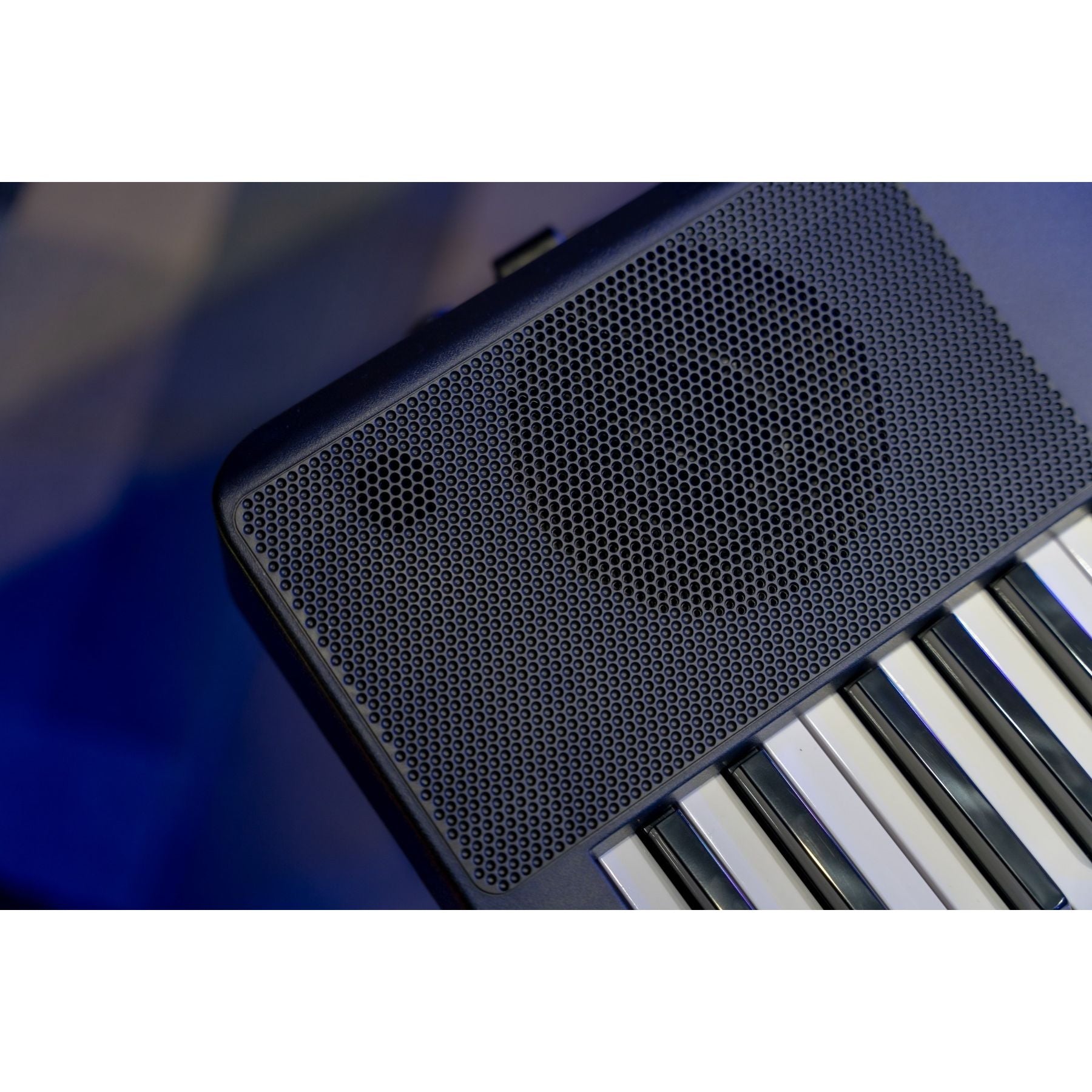 Medeli Nebula Series Keyboard 61 Key in Black